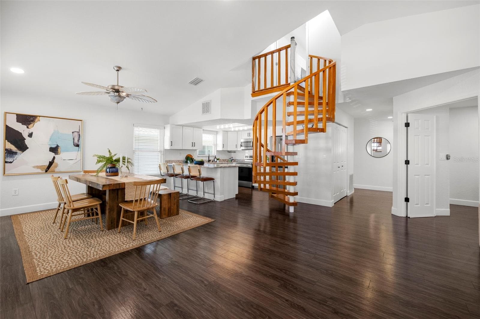 247 126th Ave photo 4