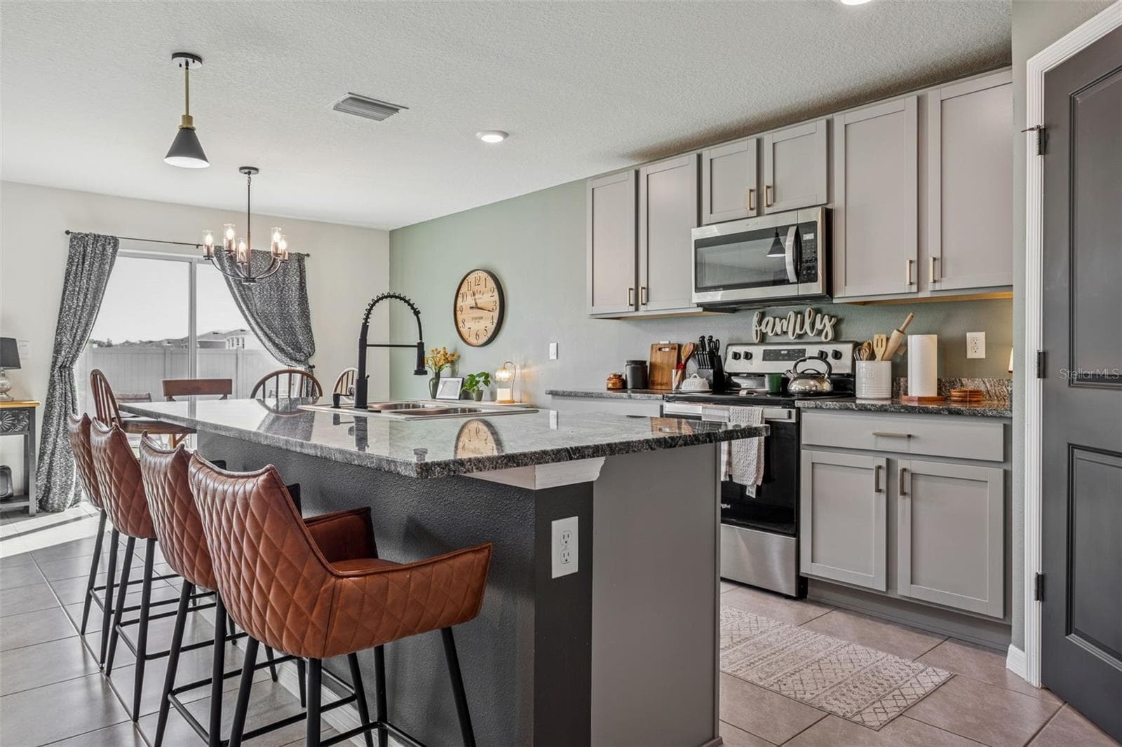 35571 Doveland Dr photo 5