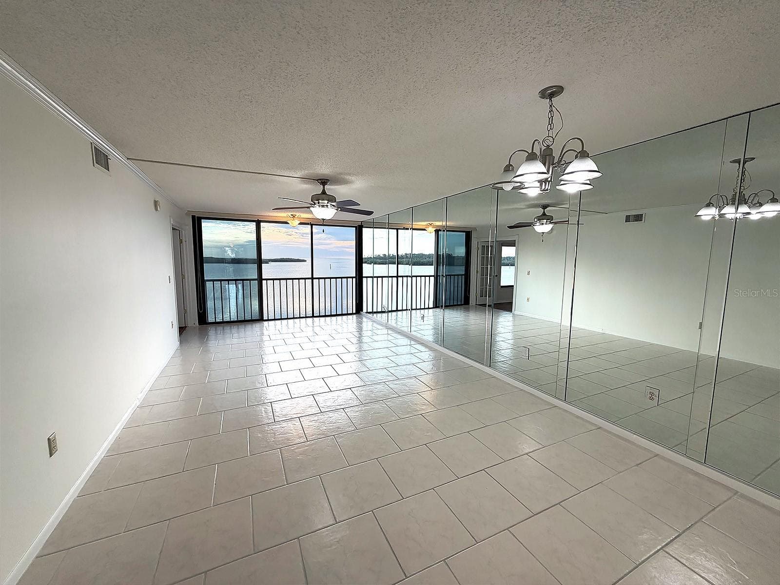 4620 Bay Blvd #1122