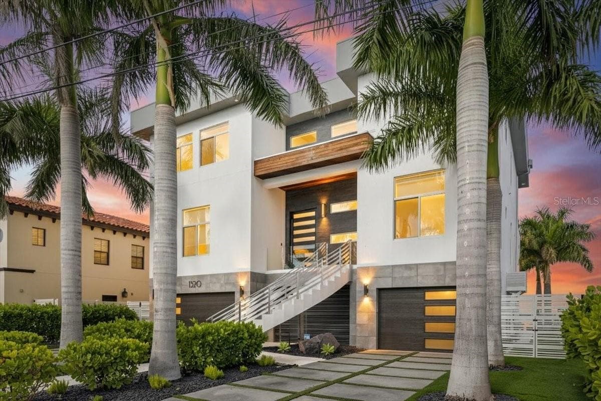 1320 Boca Ciega Isle Dr photo 4