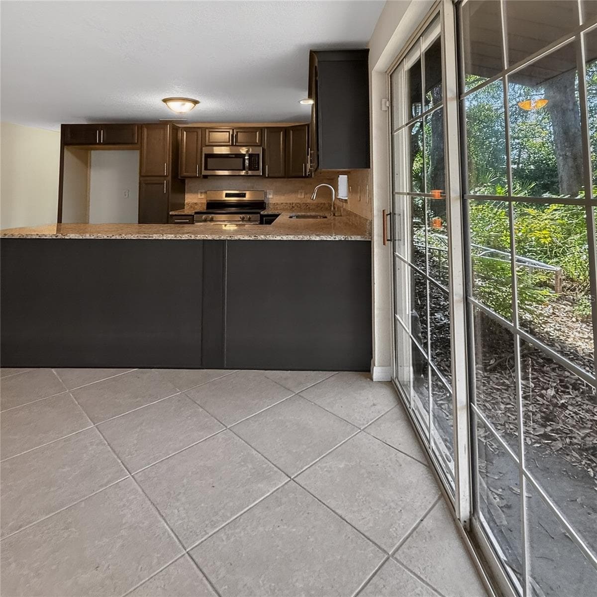 17220 Estes Rd photo 5