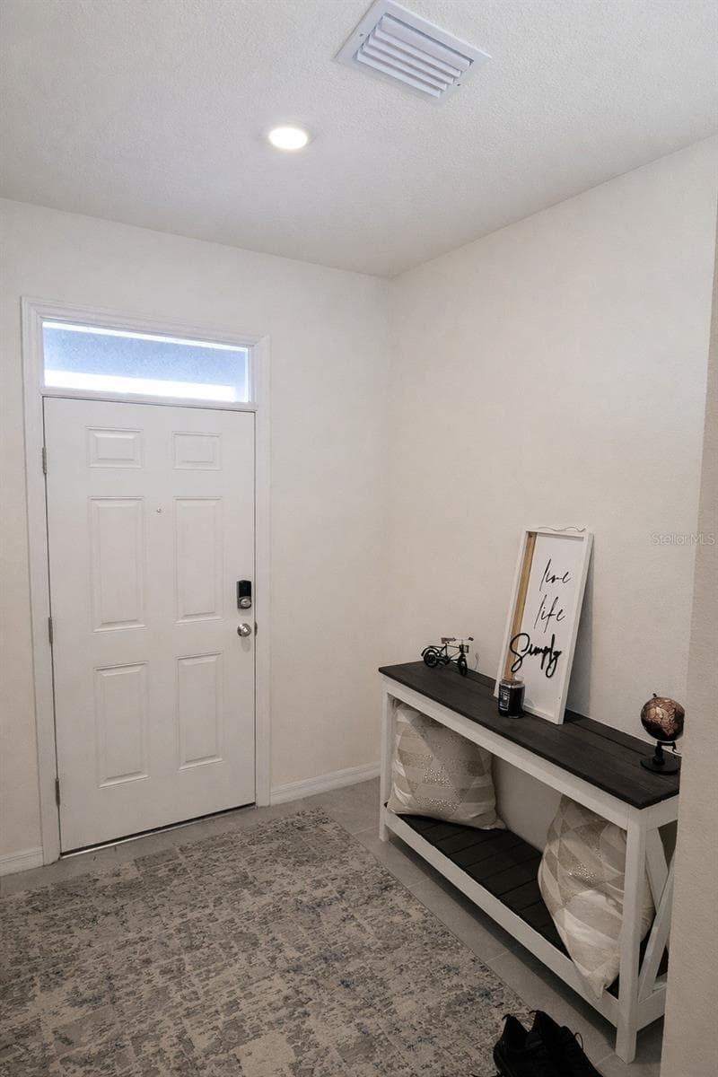 33066 Tulip Petal Ln photo 4