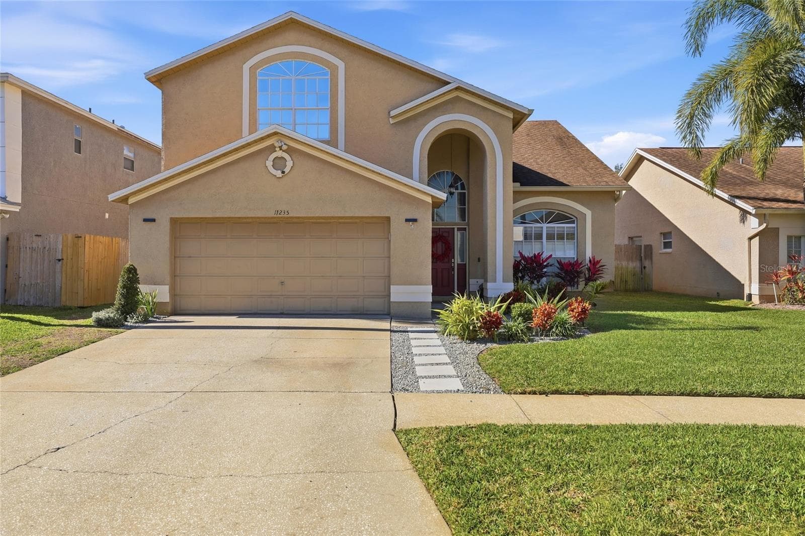 11235 Clayridge Dr photo 3