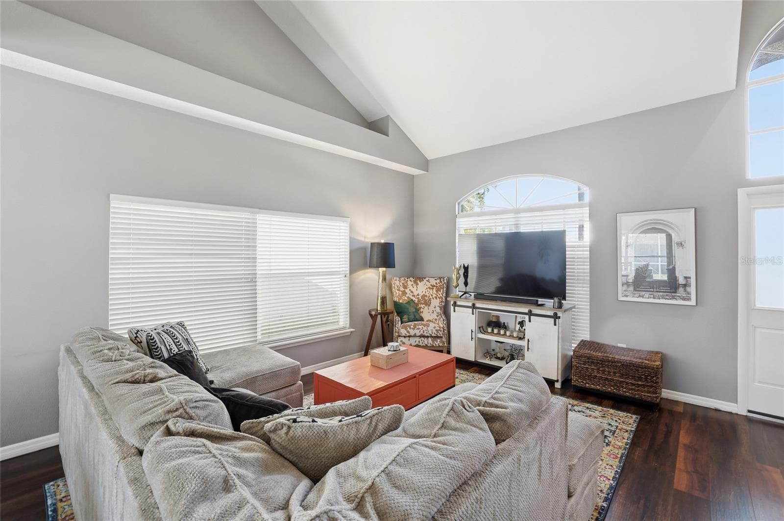 11235 Clayridge Dr photo 5