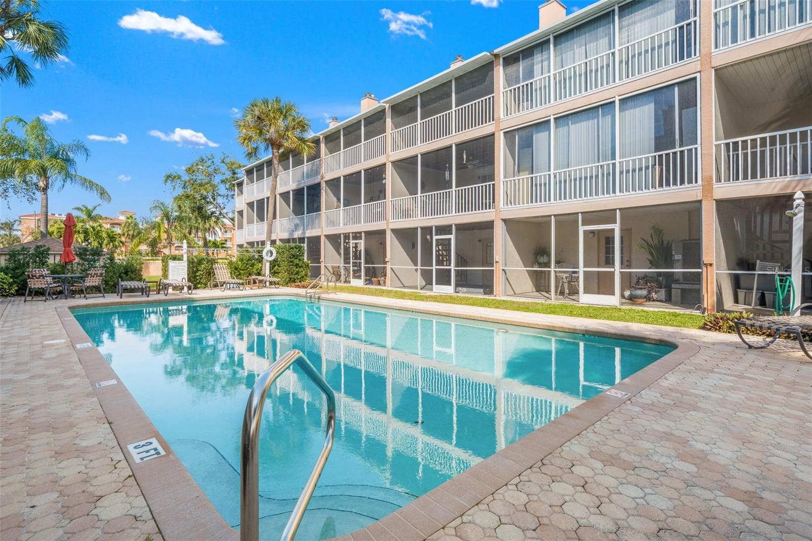 637 Pinellas Bayway S #111