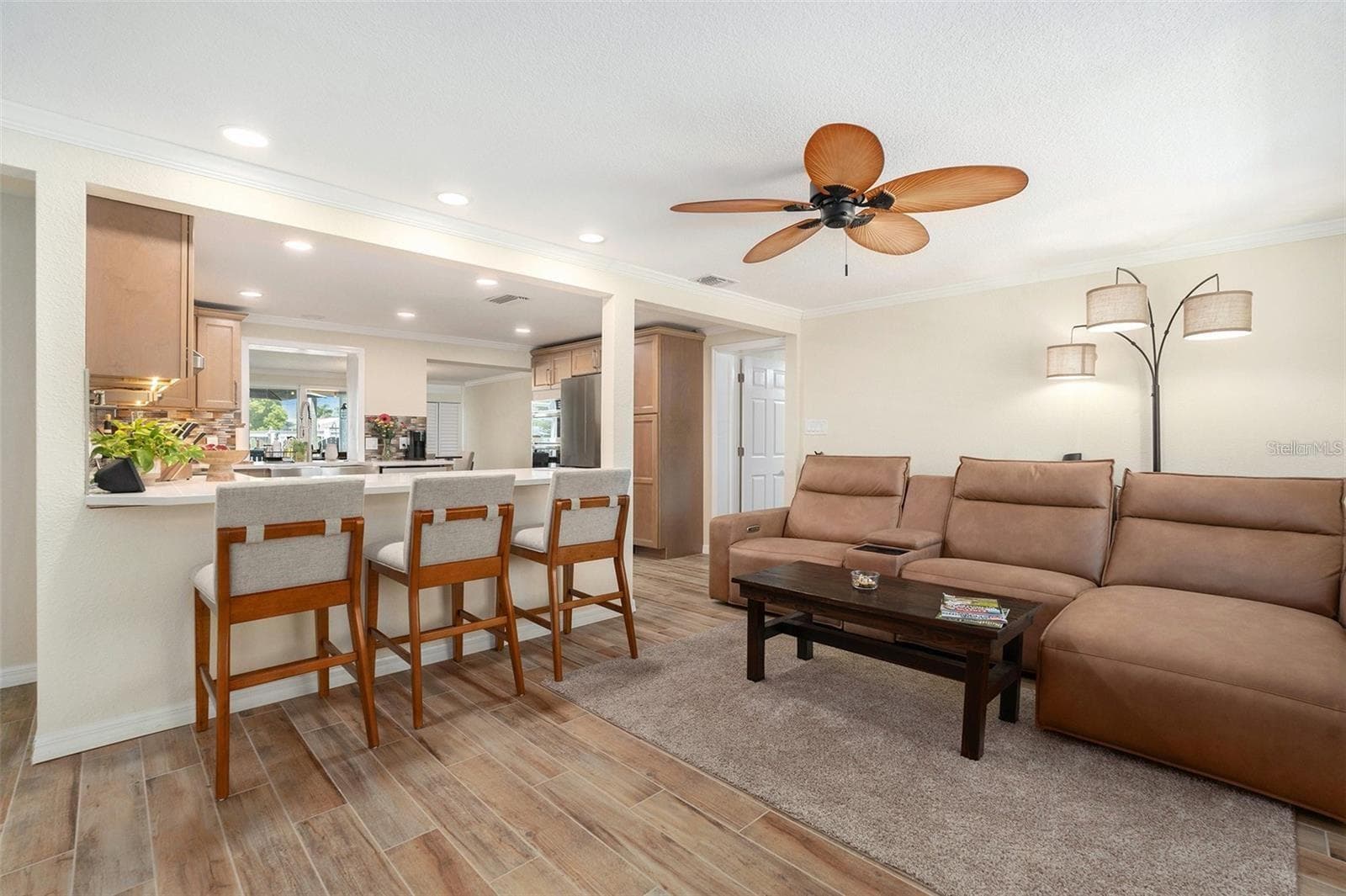 13401 Neptune Dr photo 4