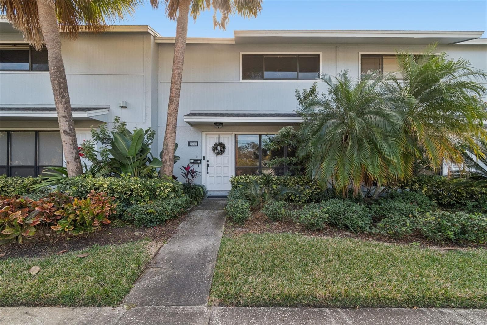 108 Biscayne Ave #B