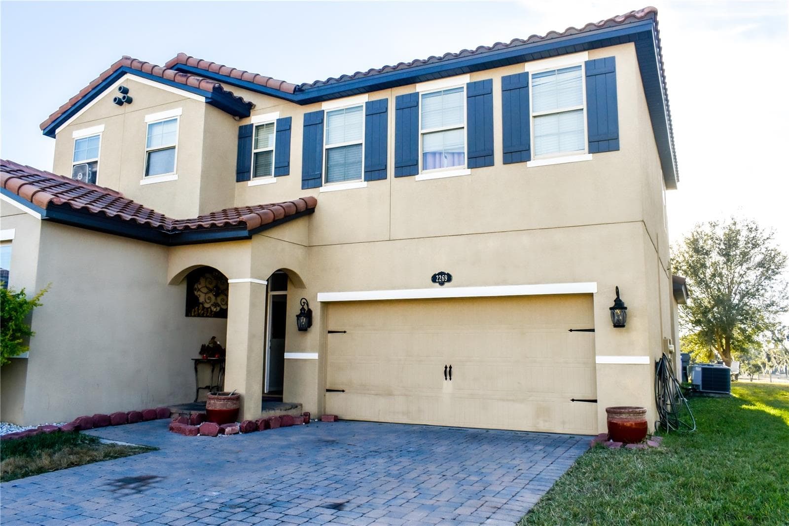 2269 Bella Luna Cir photo 4