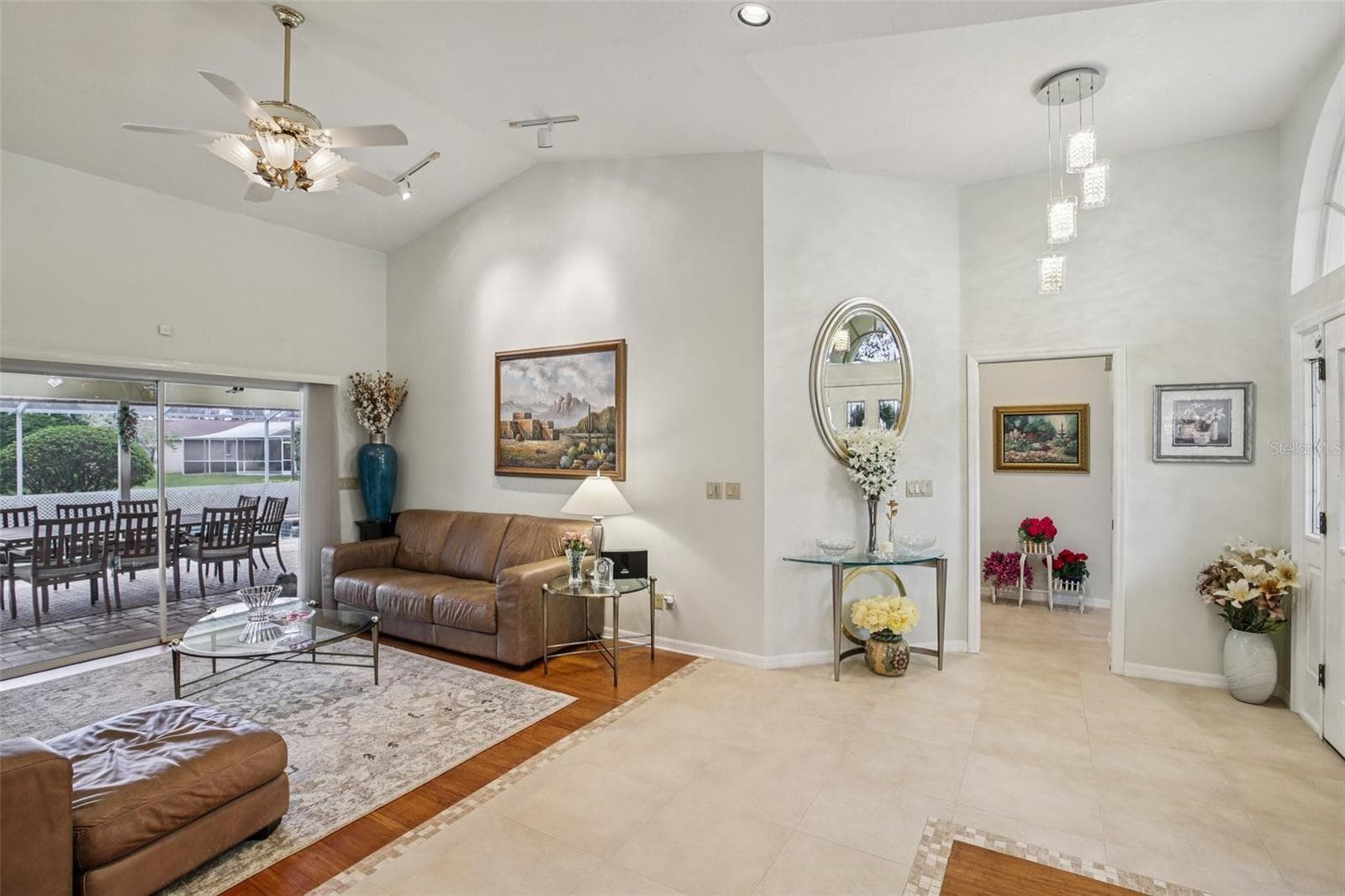 3158 Shoreline Dr photo 3