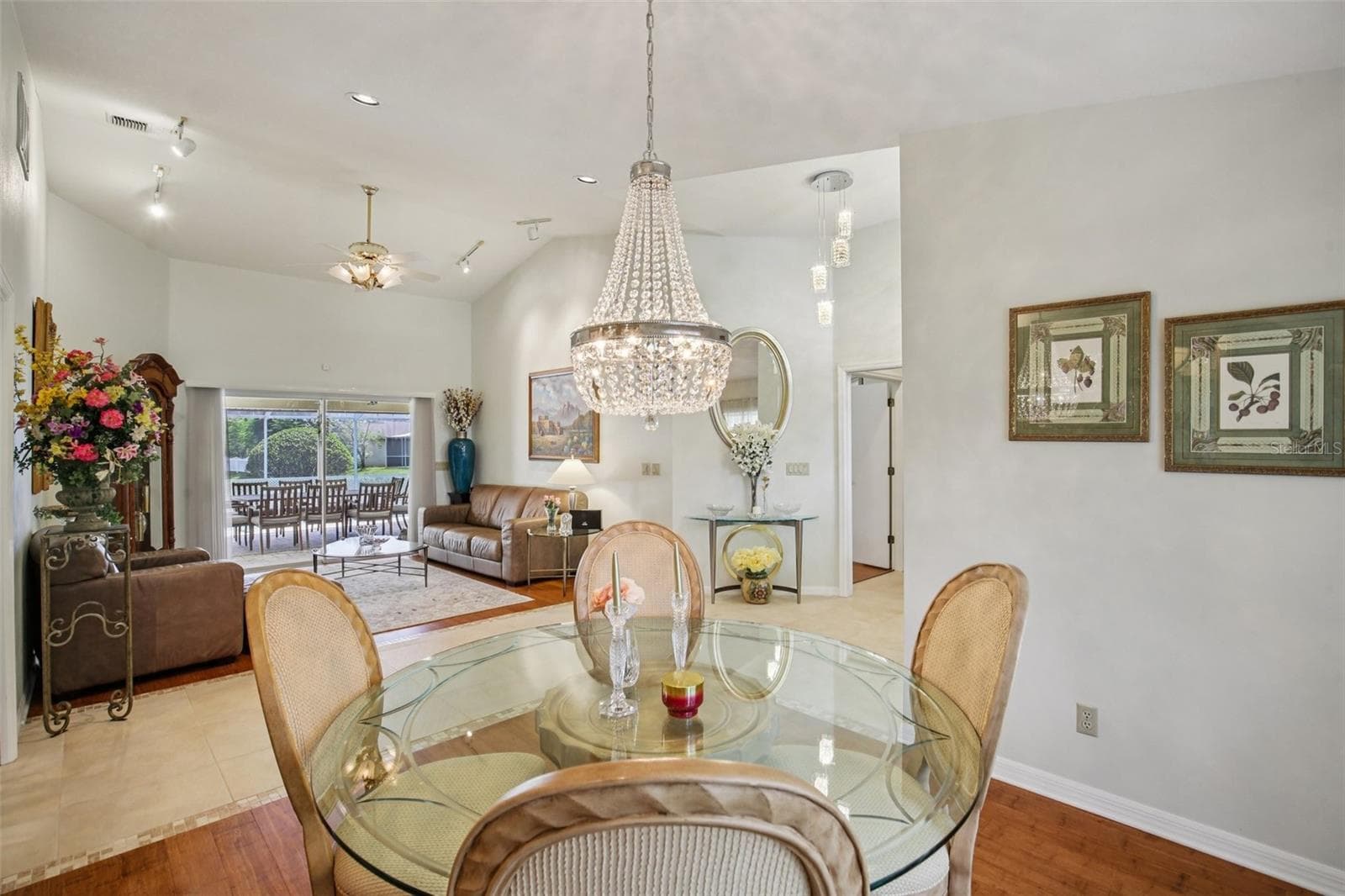 3158 Shoreline Dr photo 4