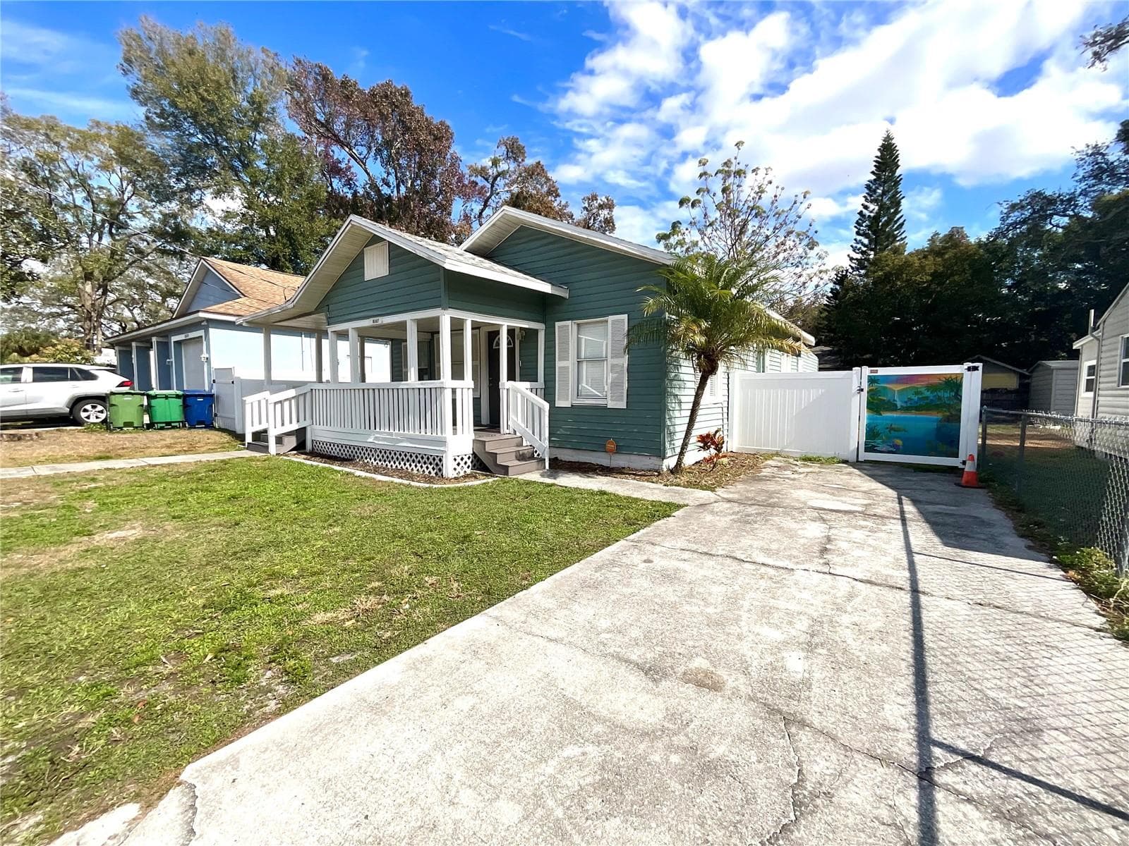 8507 N Edison photo 3
