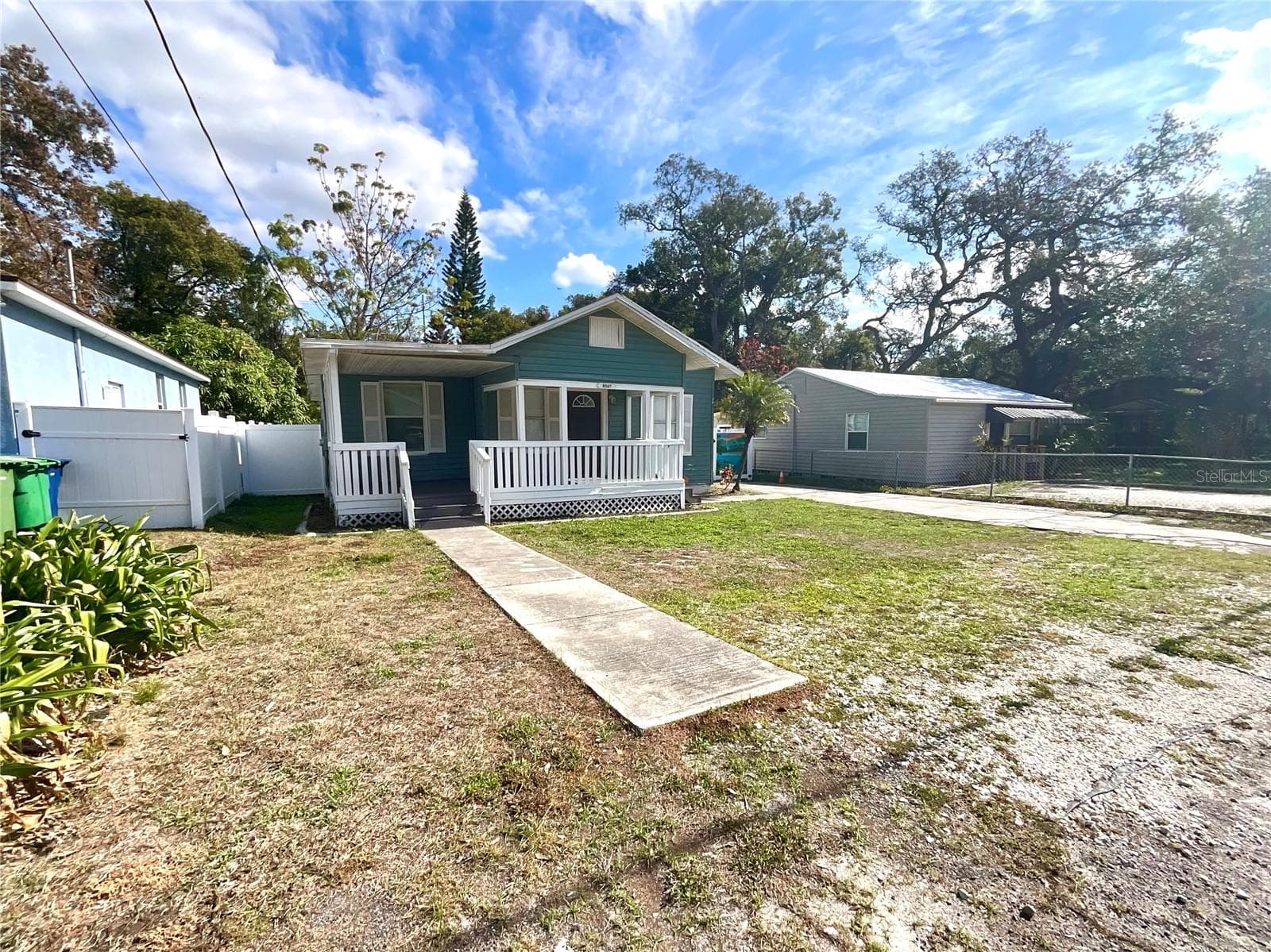 8507 N Edison photo 5