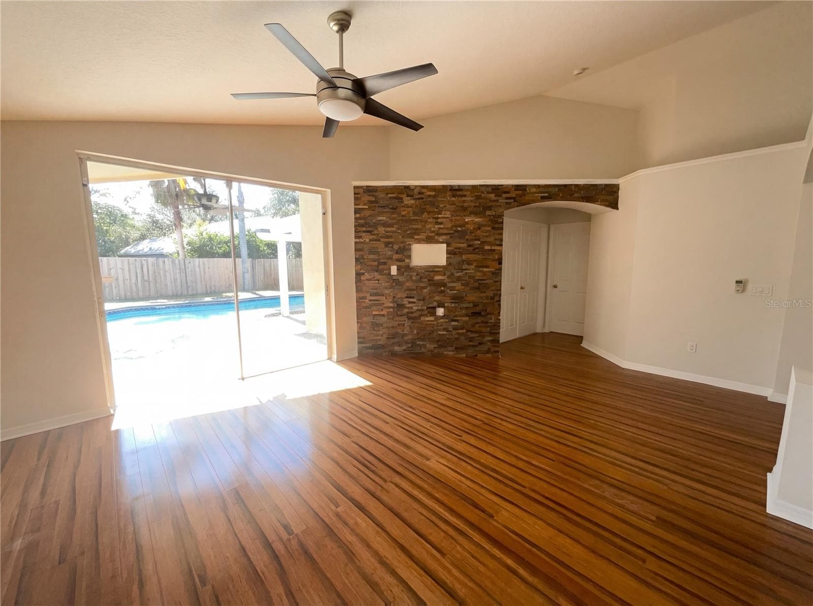 18915 Nest Fern Cir photo 3