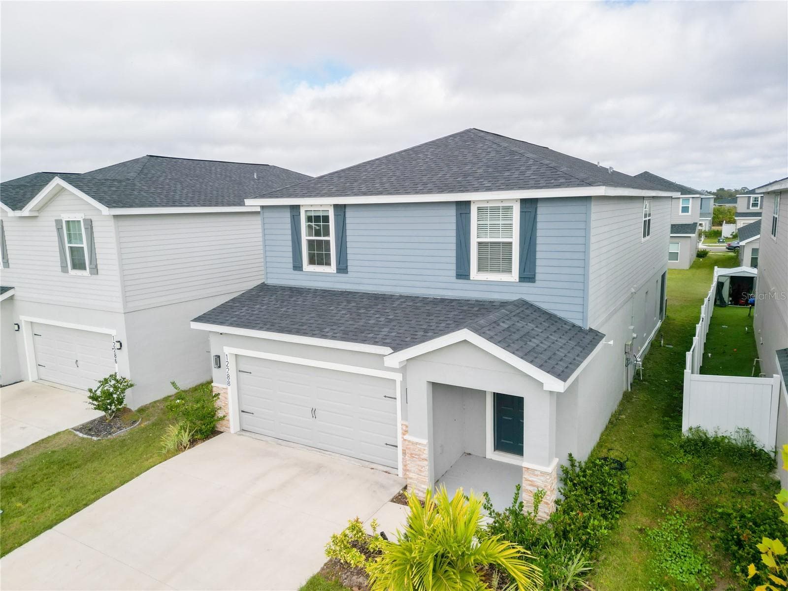 12288 Cypress Branch St photo 3