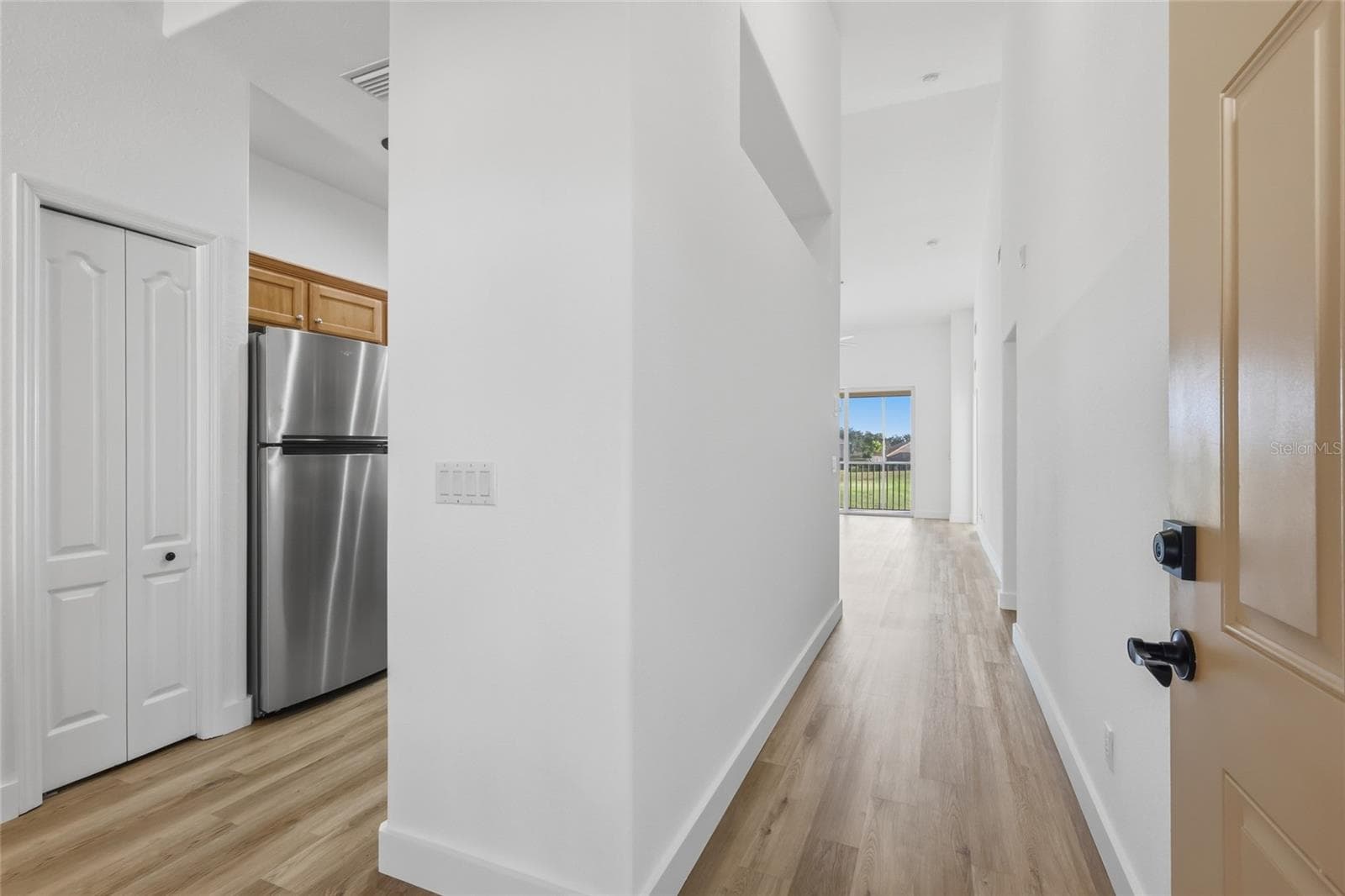 803 Fairwaycove Ln #205 photo 5