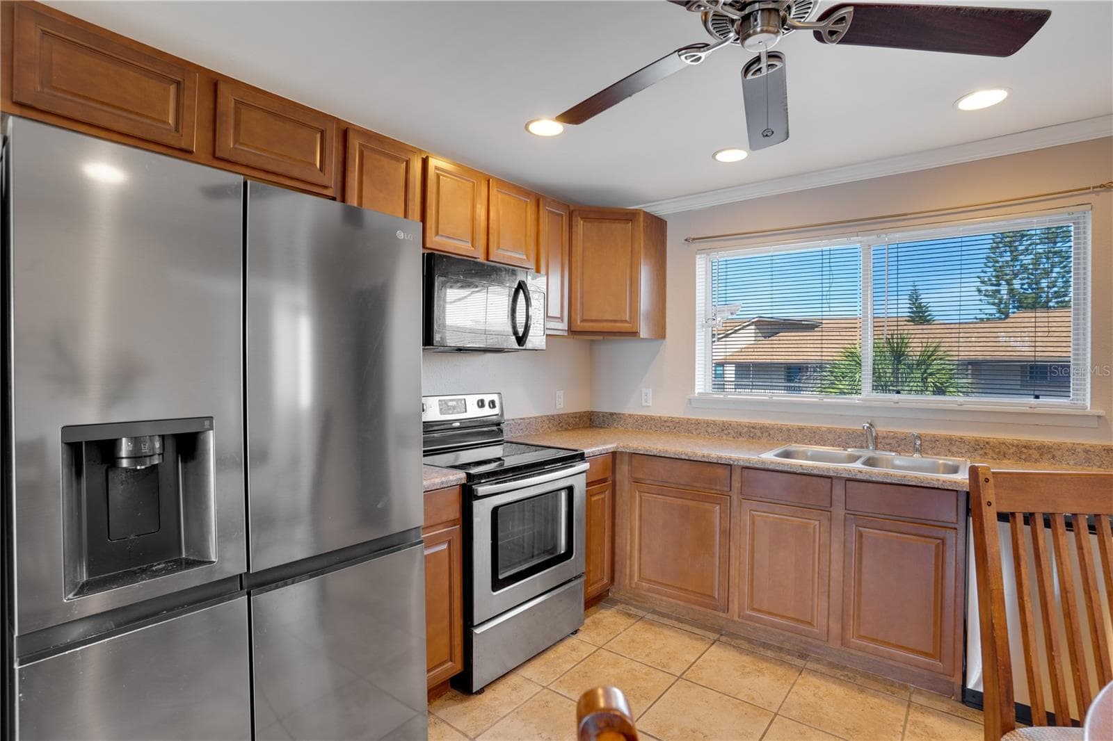 6315 Newtown Cir #15B3 photo 3
