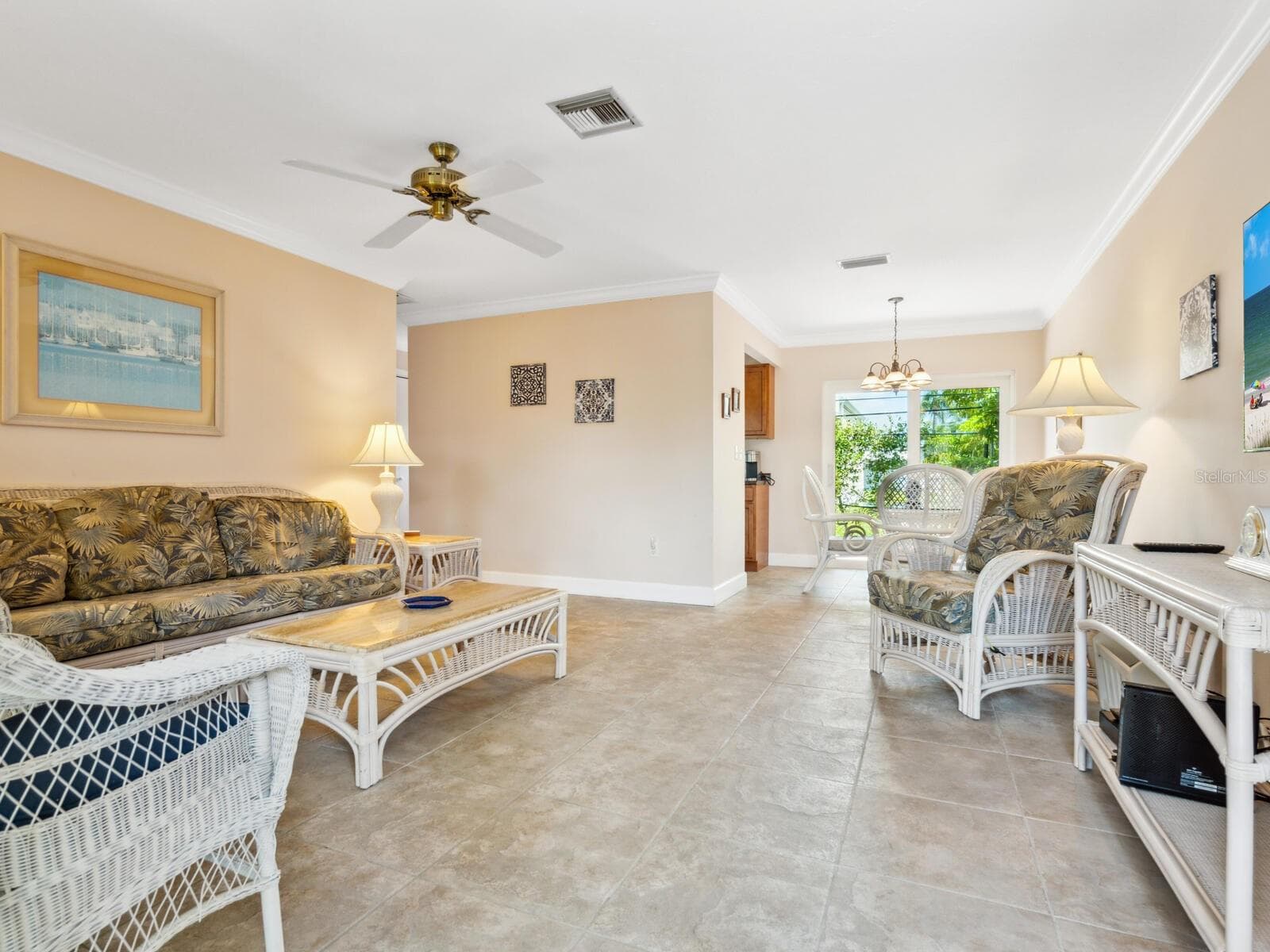 2153 Pueblo Cir #V14 photo 4