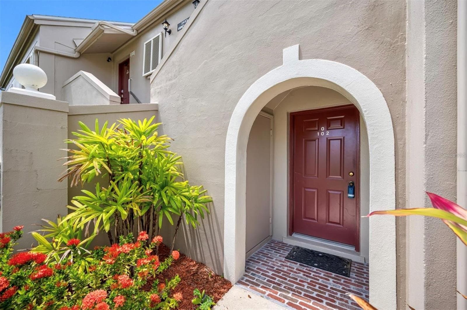 2453 Egret Blvd #102