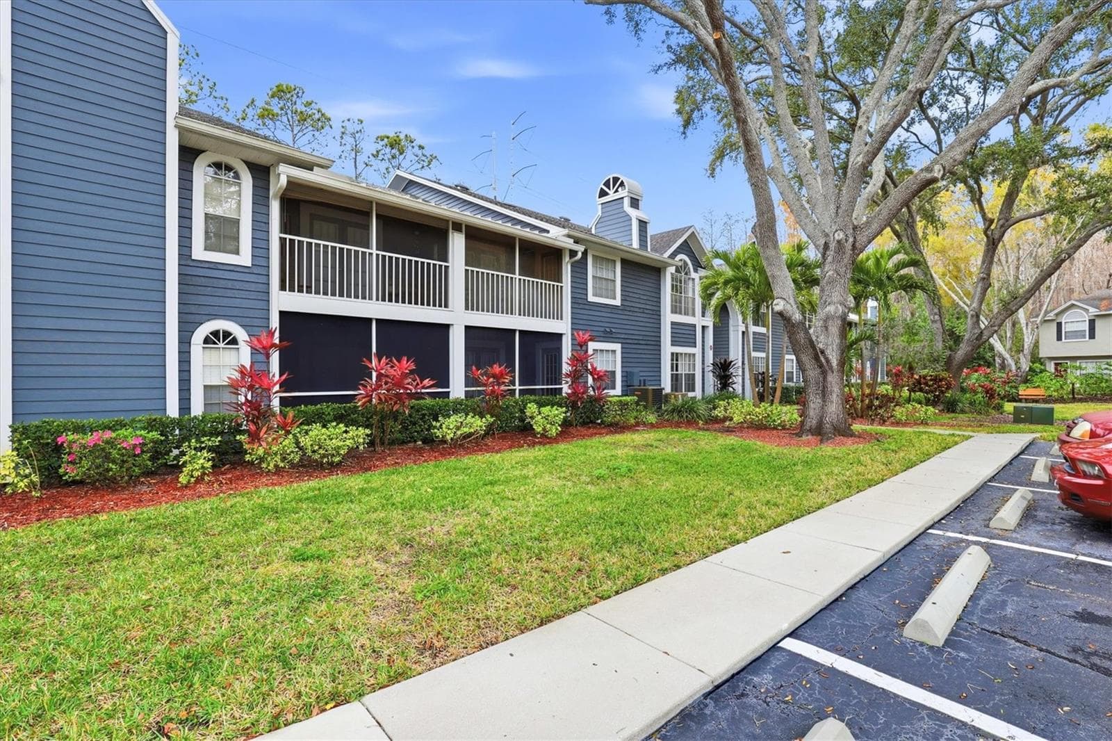 2101 Fox Chase Blvd #204
