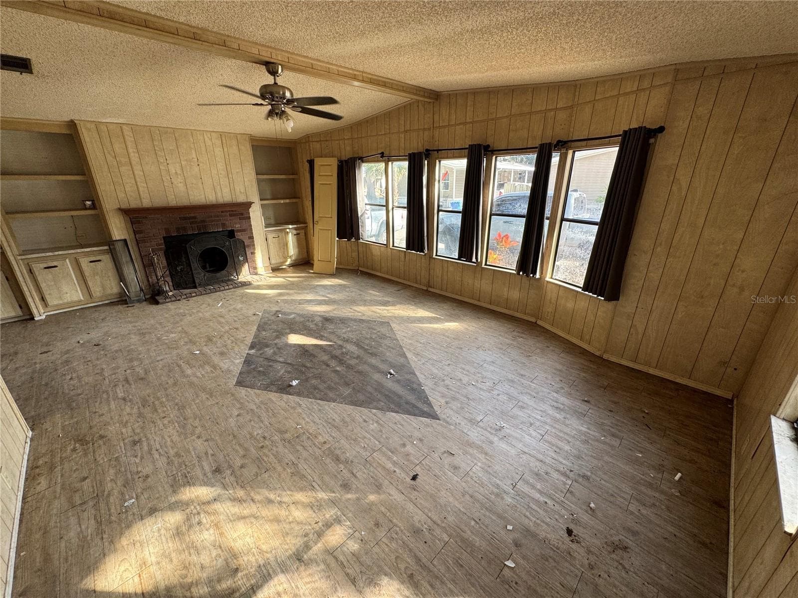 10559 Bay Hills Cir photo 3