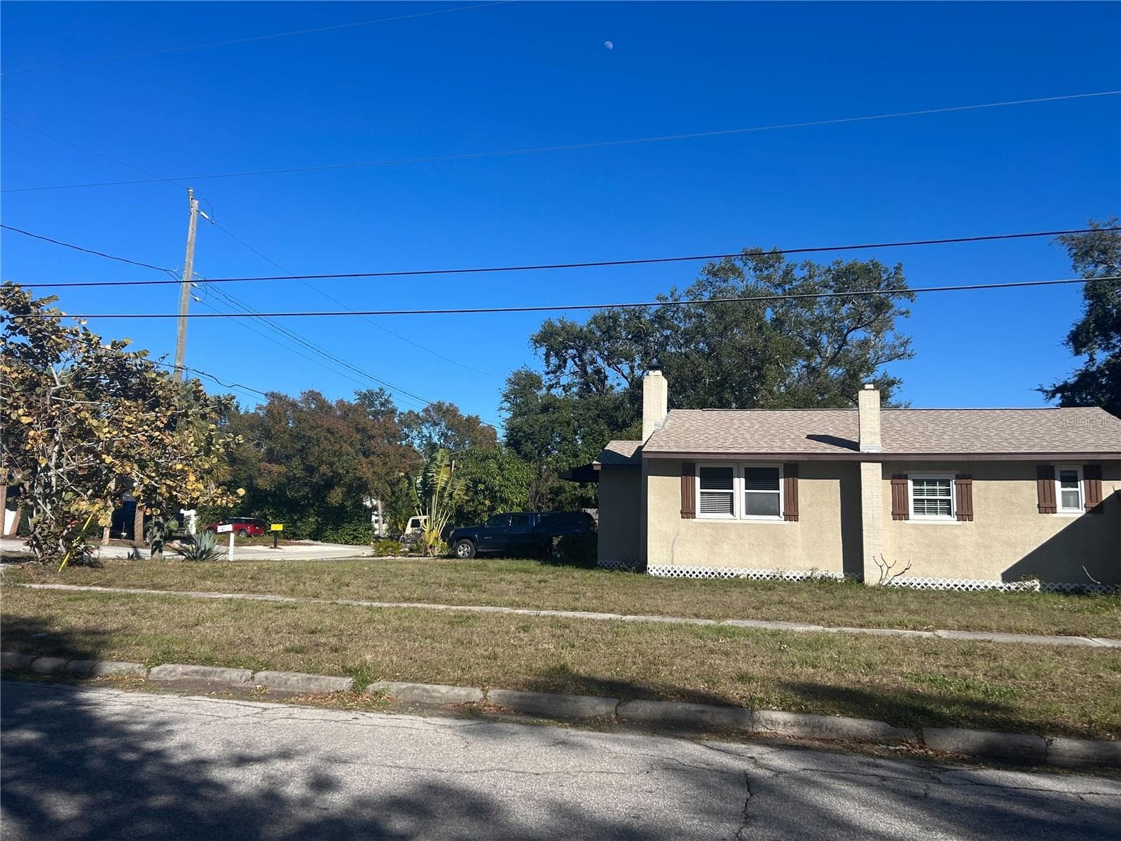 3324 W Marlin Ave