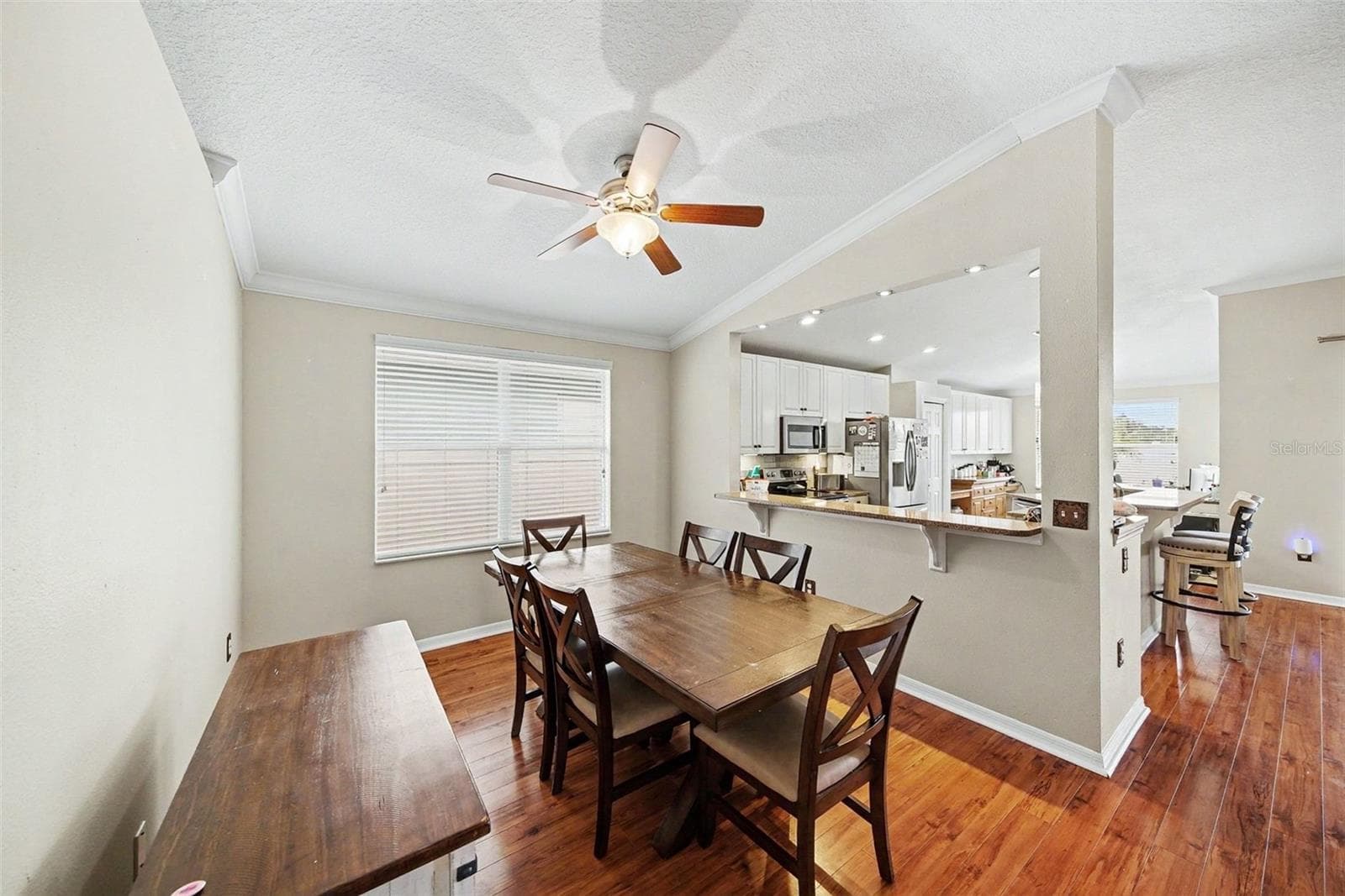215 Fern Gulley Dr photo 4