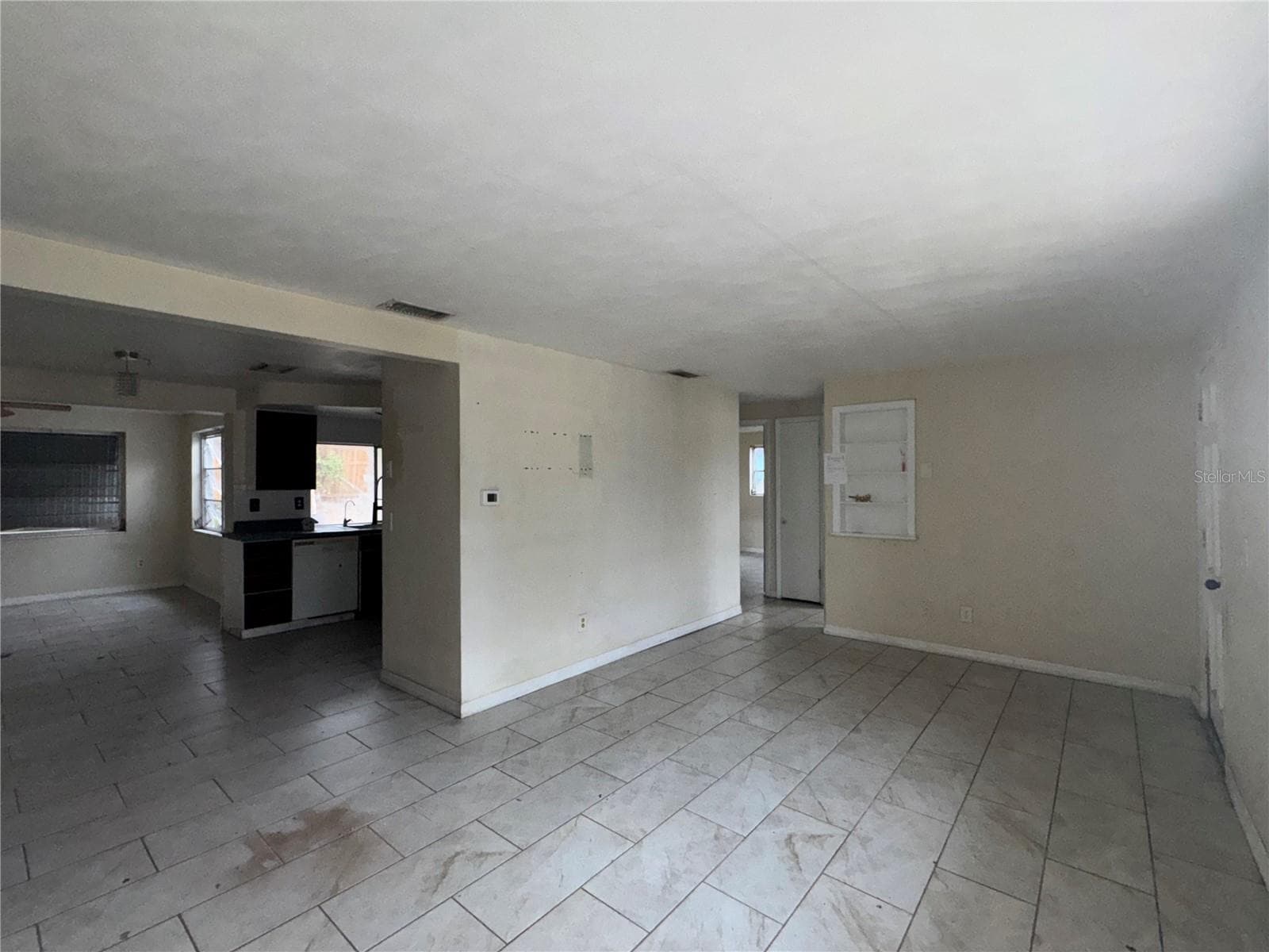 3331 Clydesdale Dr photo 3