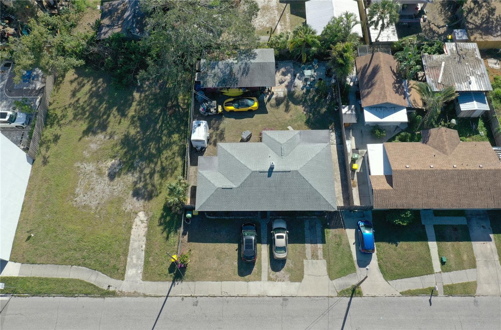 1744 10th St photo 4