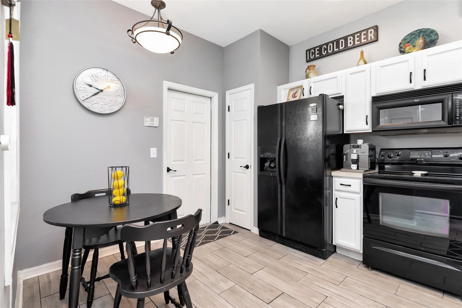 10033 Tranquility Way photo 5