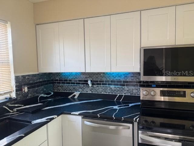 1920 Edgewood Dr E #O1 photo 3