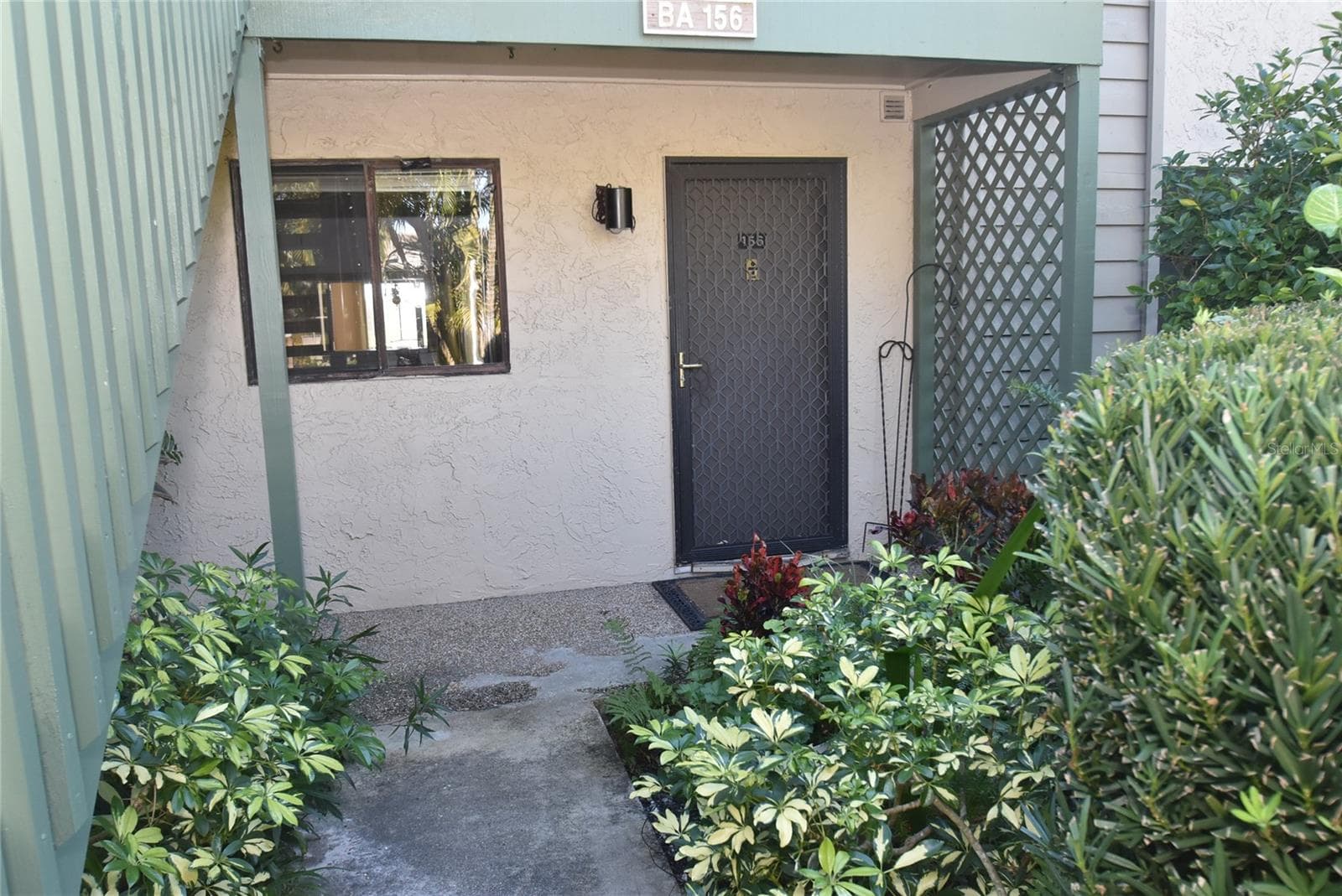 1518 Pelican Point Dr #BA156