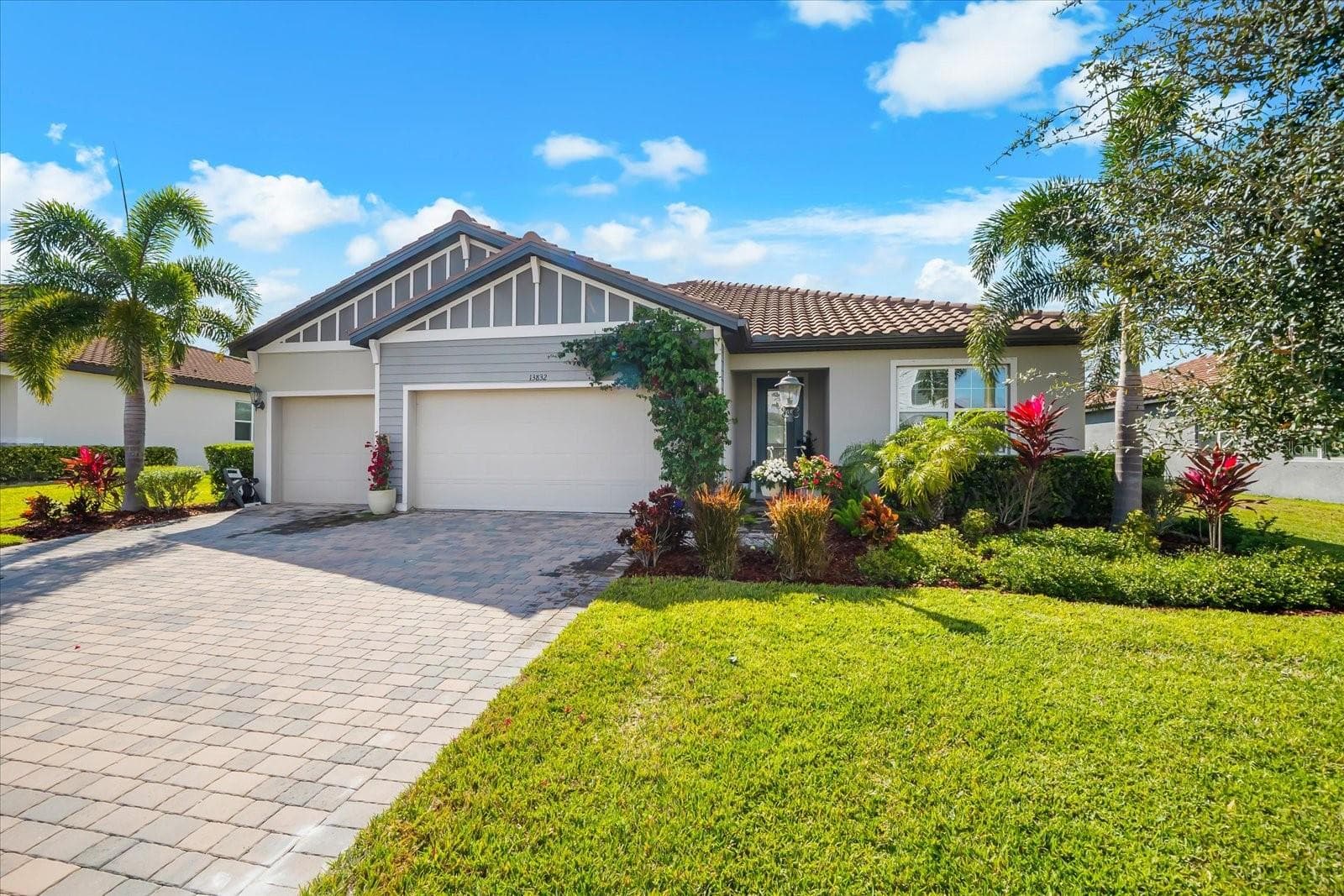 13832 Green Hammock Pl photo 4