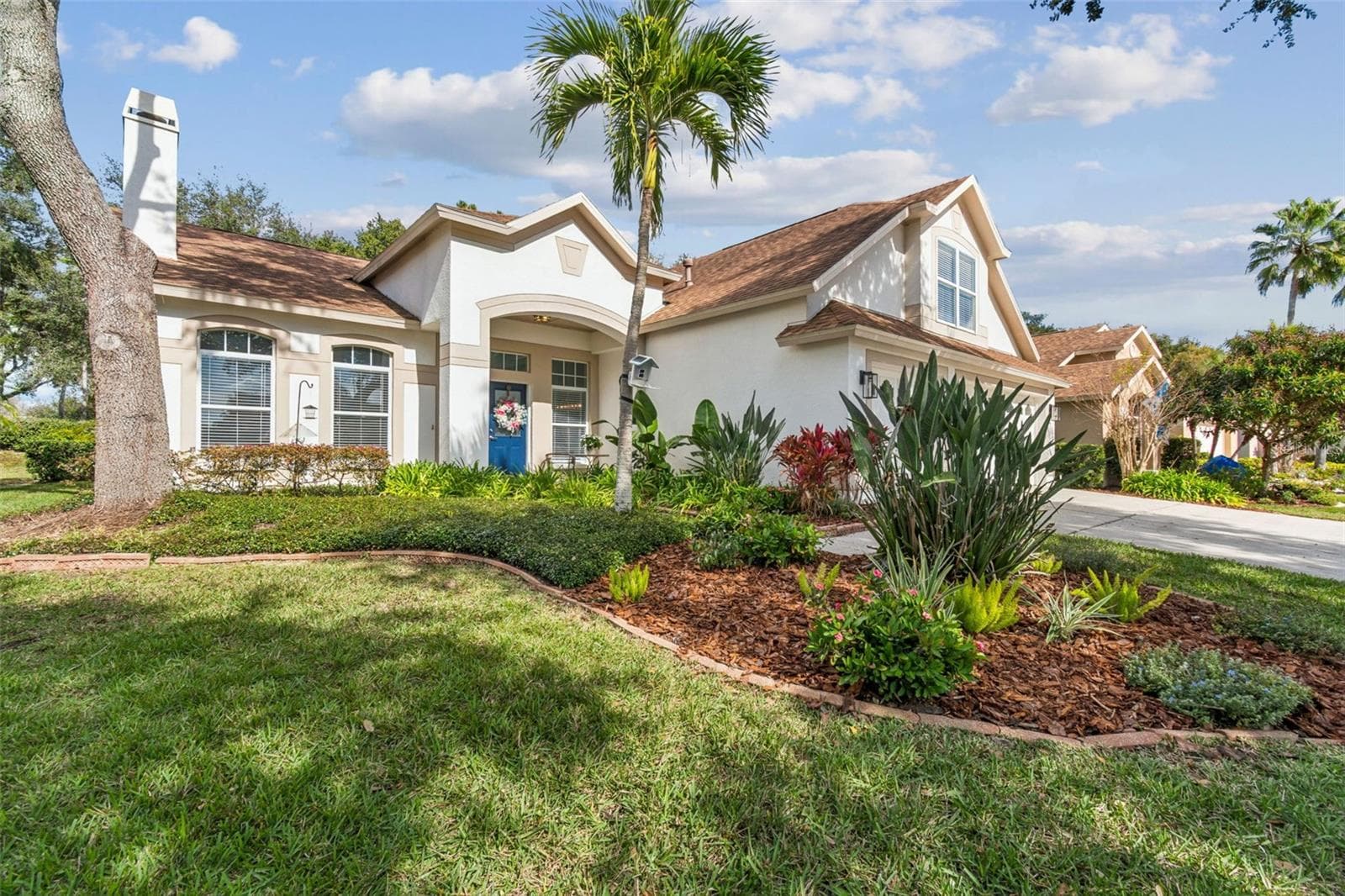 10122 Whisper Pointe Dr