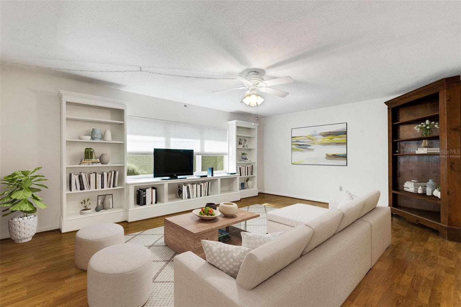 512 Cameo Dr