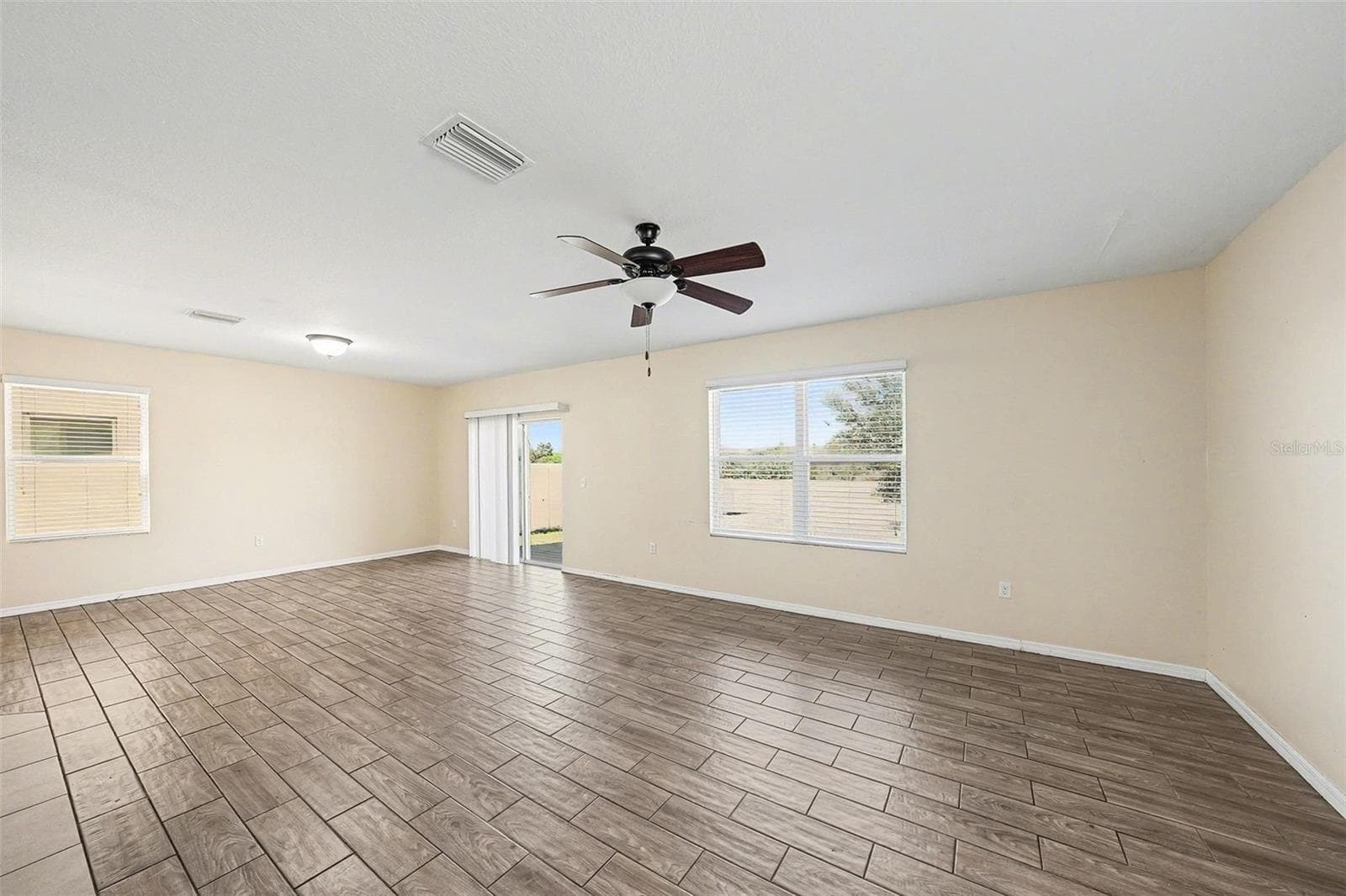 10536 Whispering Hammock Dr photo 5