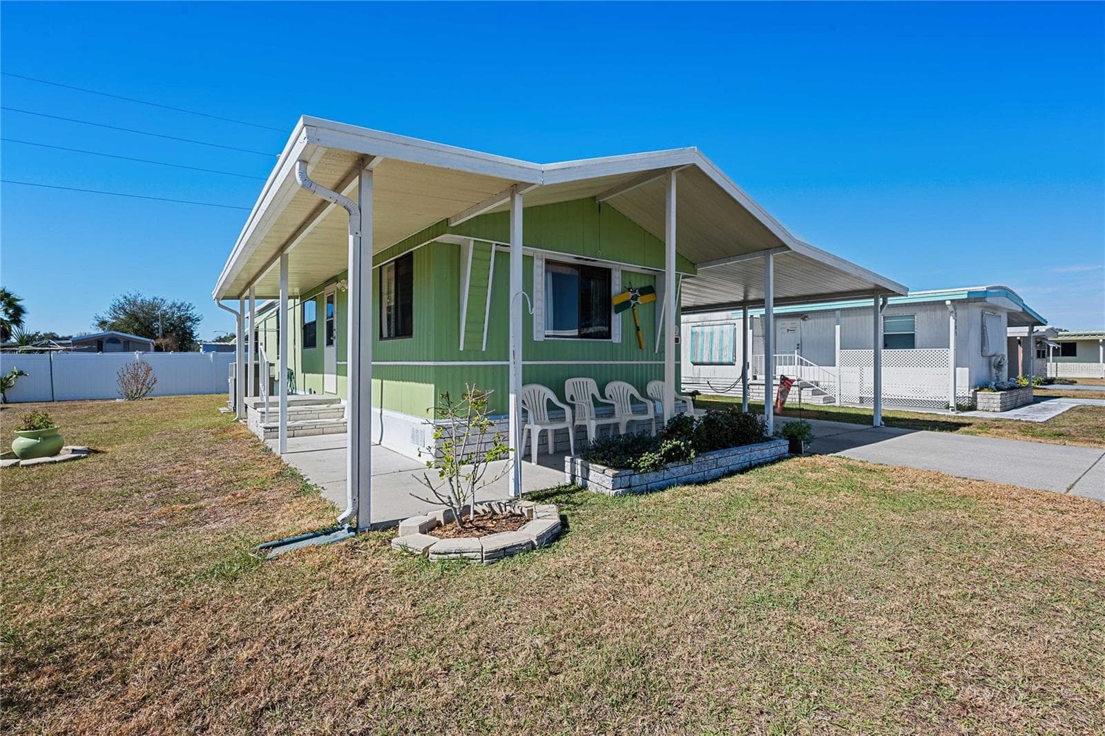 5305 Antigua Dr photo 5