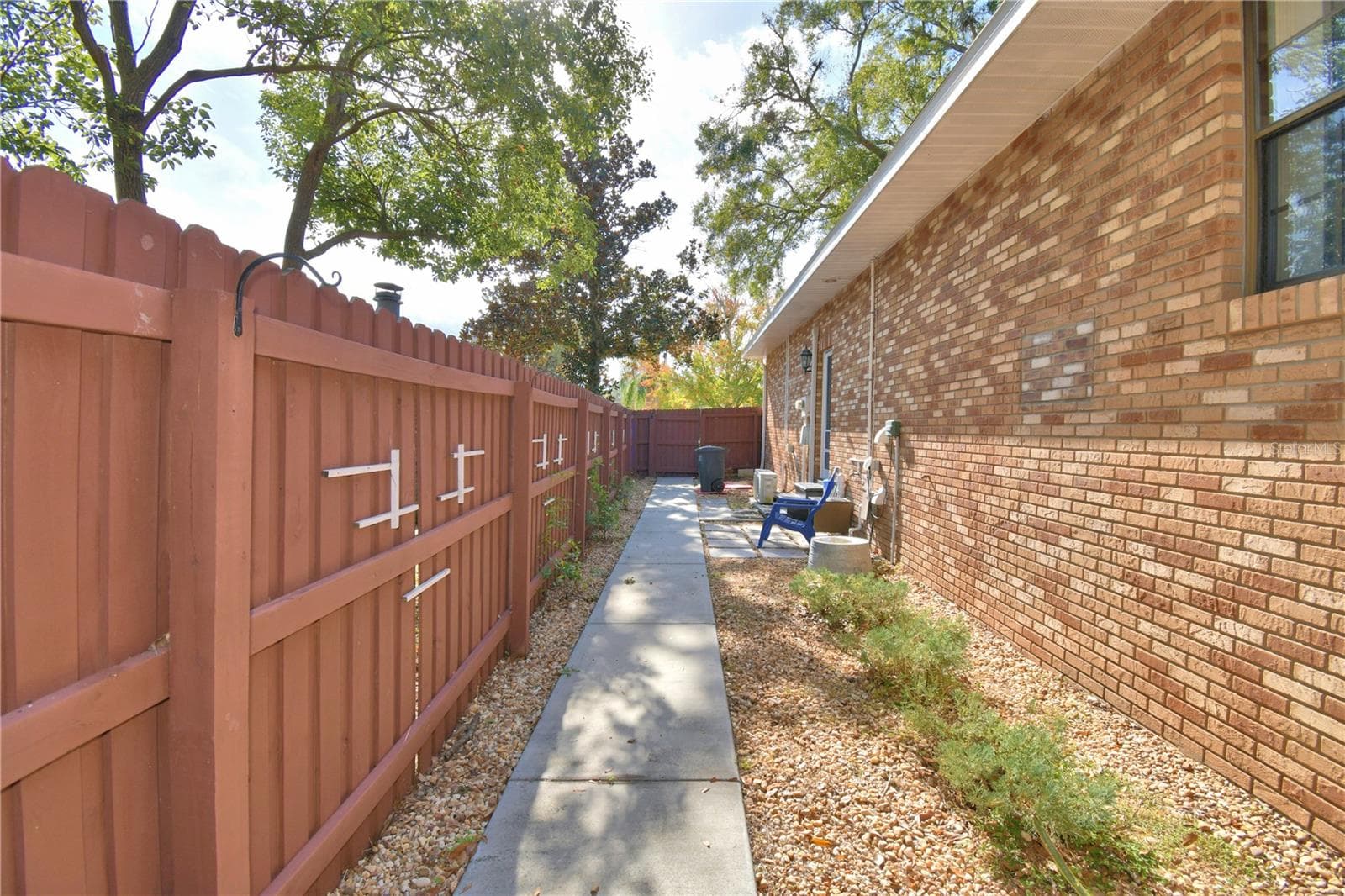 236 Pinellas St photo 3
