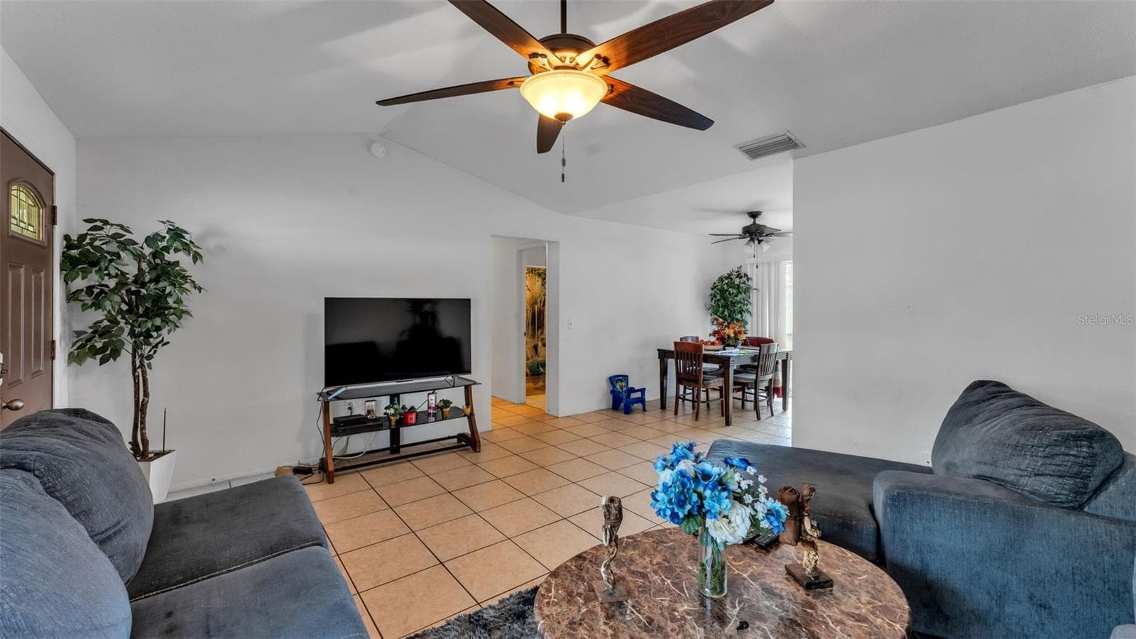 1733 Sandalwood Cir SW photo 5