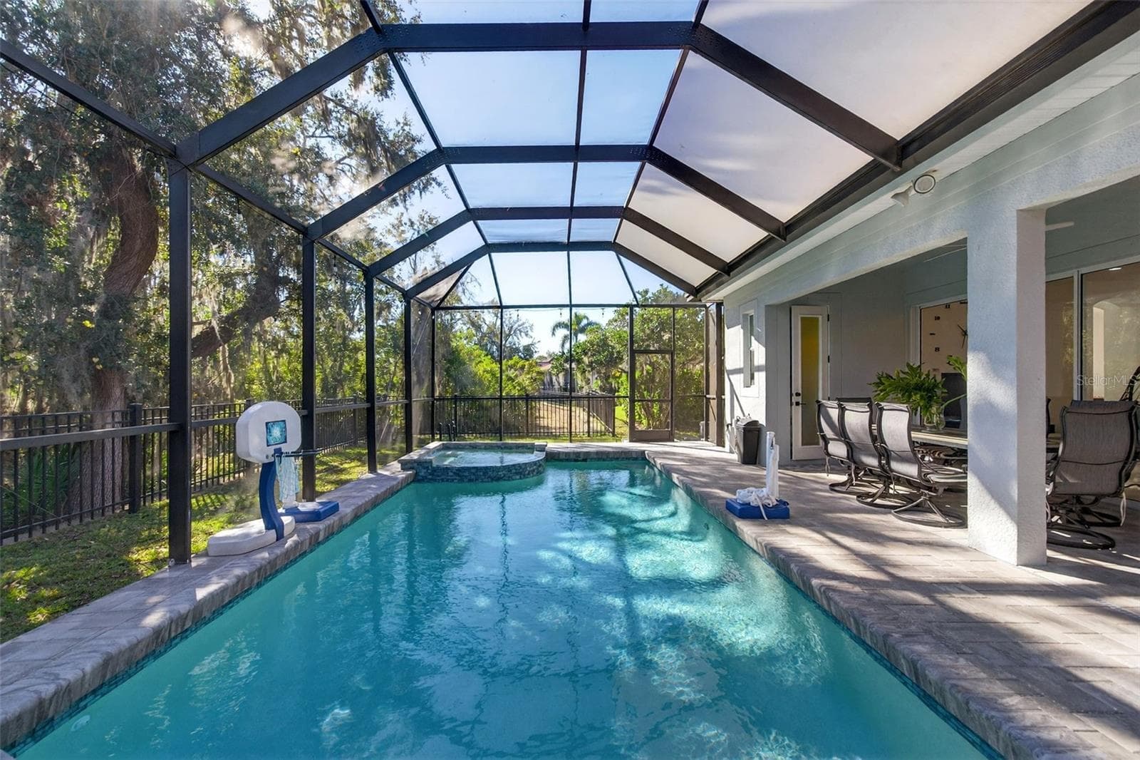 8111 Santa Rosa CT photo 3