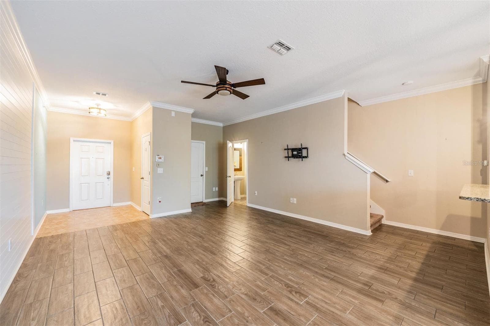 12039 Greengate Dr photo 3