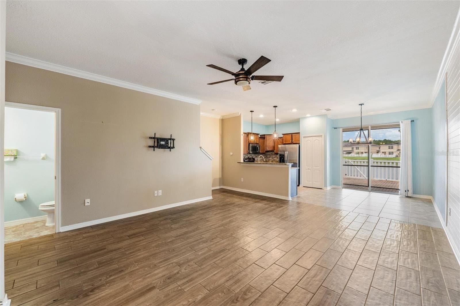 12039 Greengate Dr photo 5