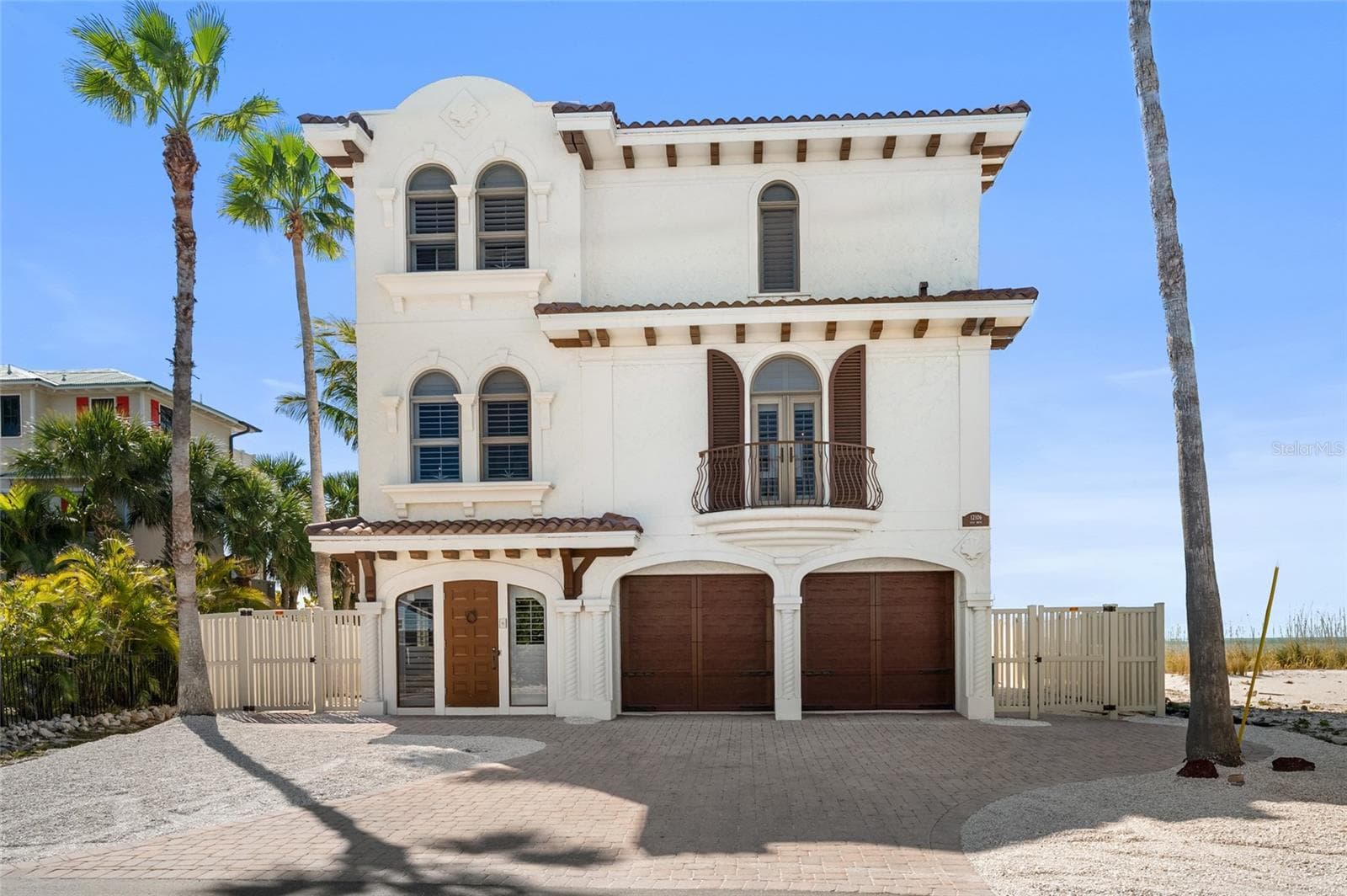 12106 Gulf Dr
