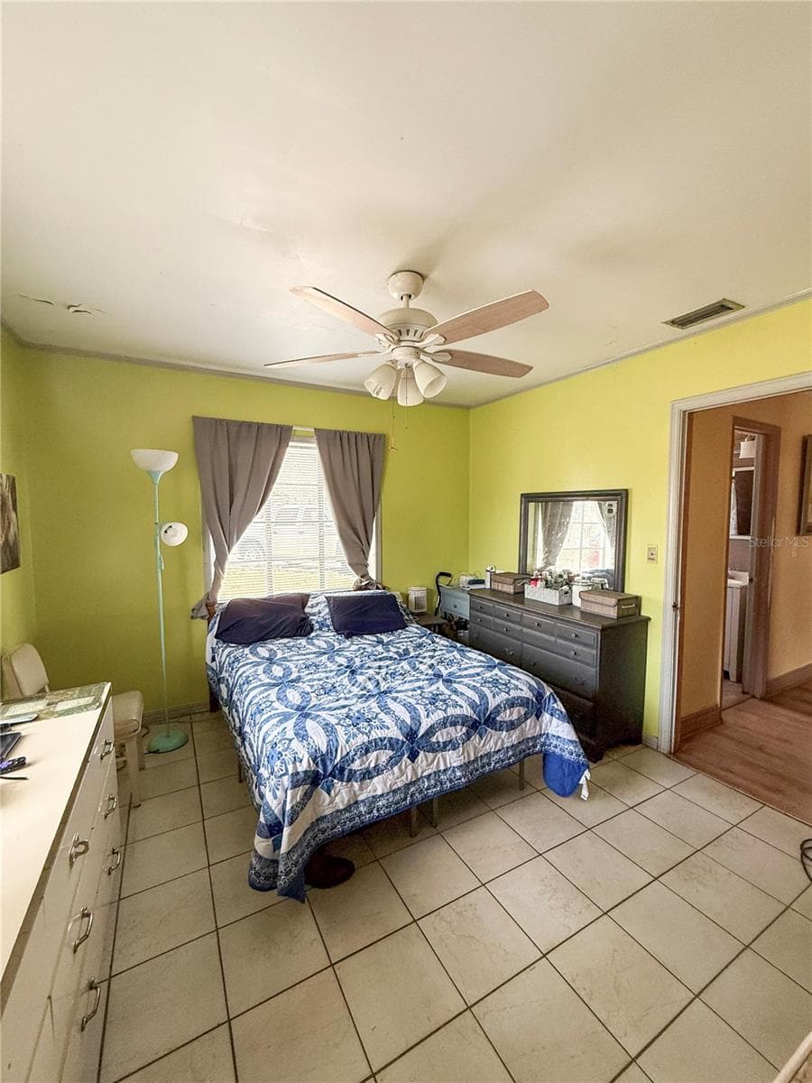 2403 Golfview St photo 3