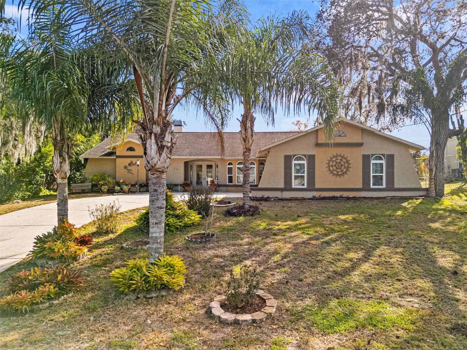 206 Rusk Cir photo 3