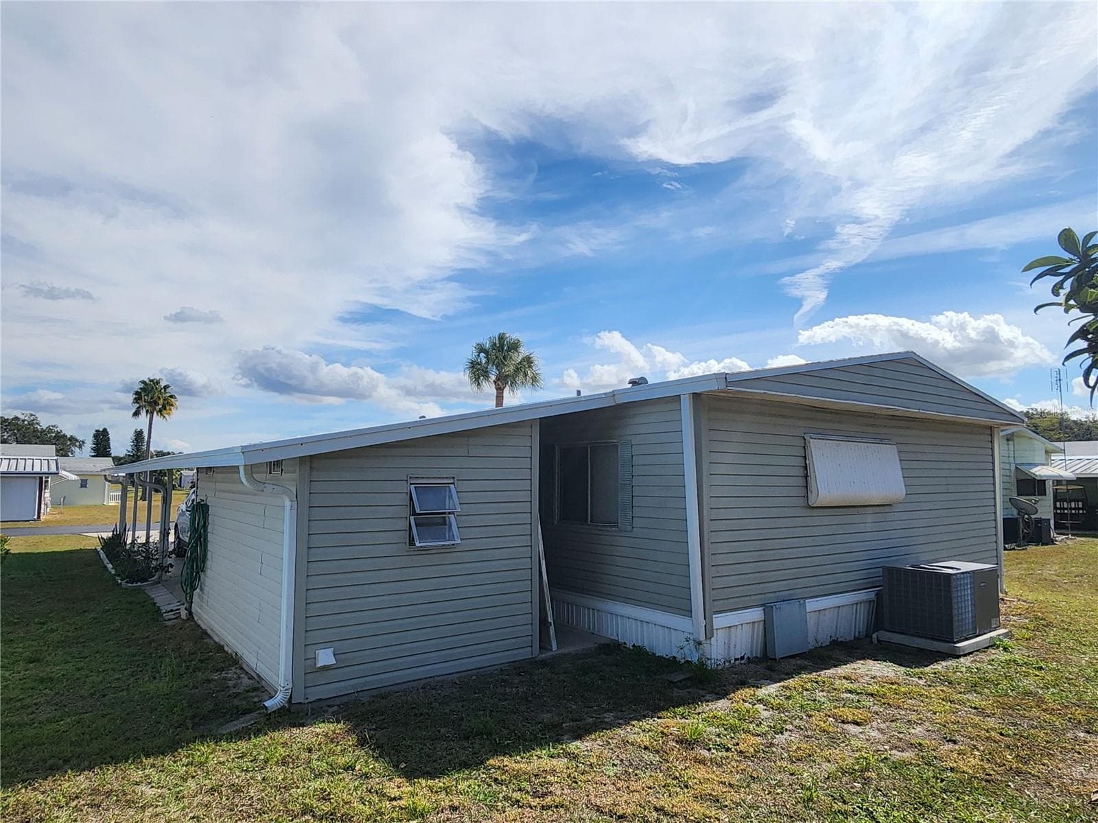 188 Sweet Circle Dr photo 3