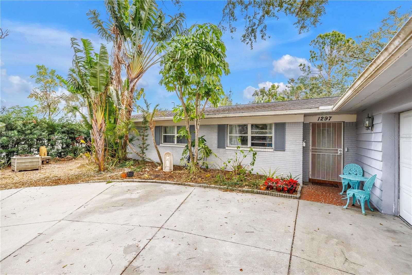 1297 Eden Isle Blvd NE