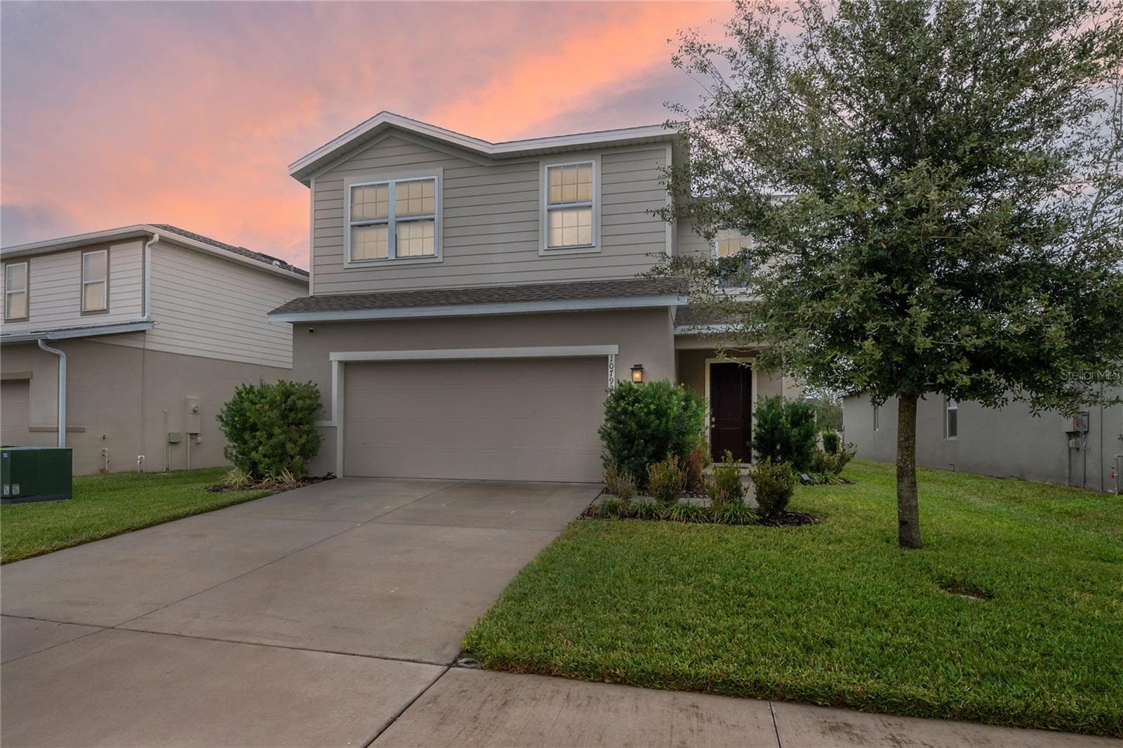 10792 Hawks Landing Dr