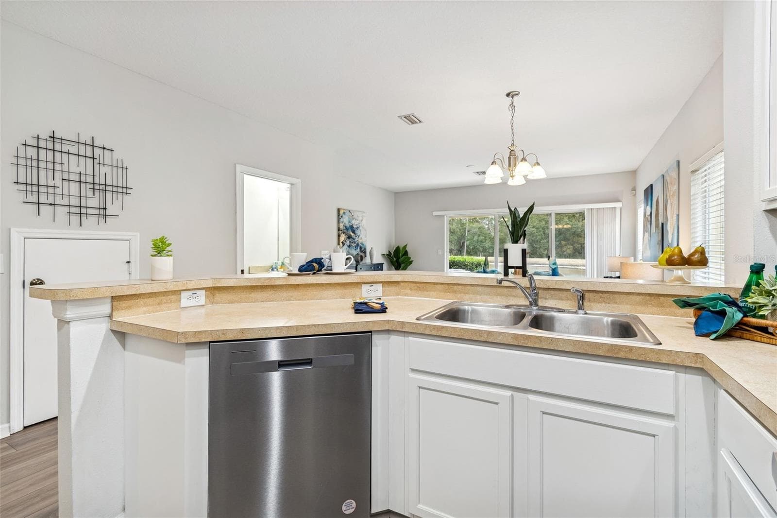 20461 Berrywood Ln photo 3