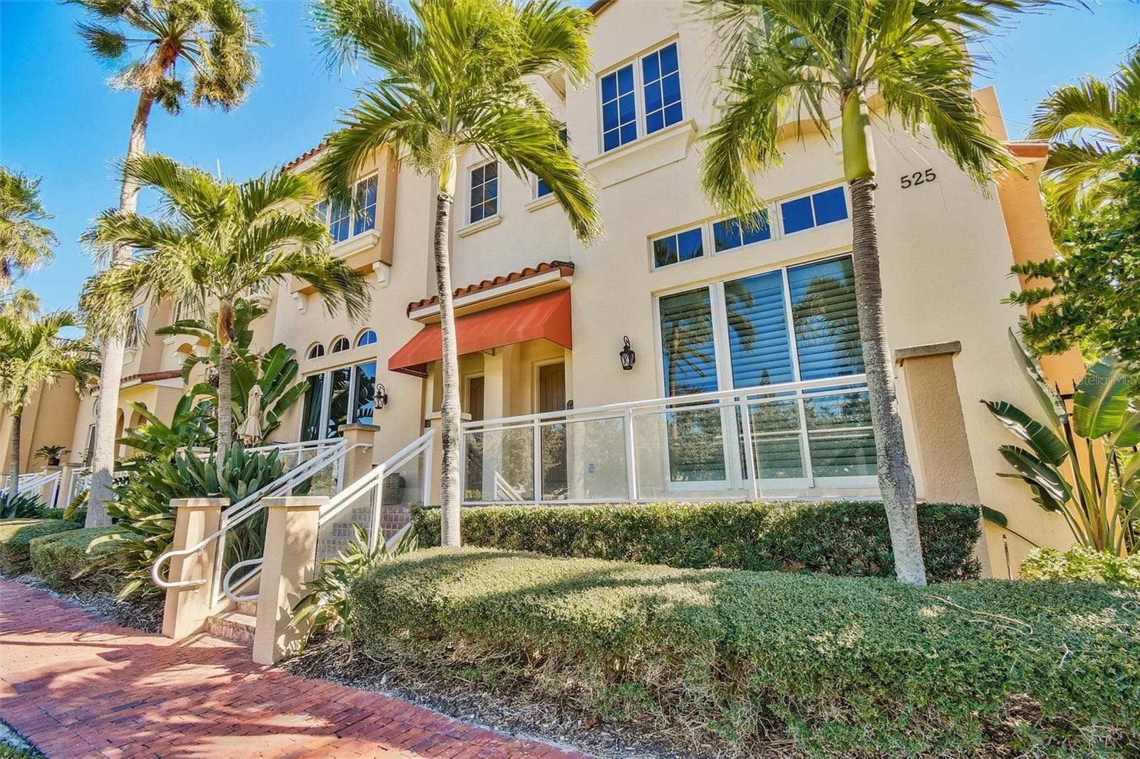 525 Mandalay Ave #11 photo 3