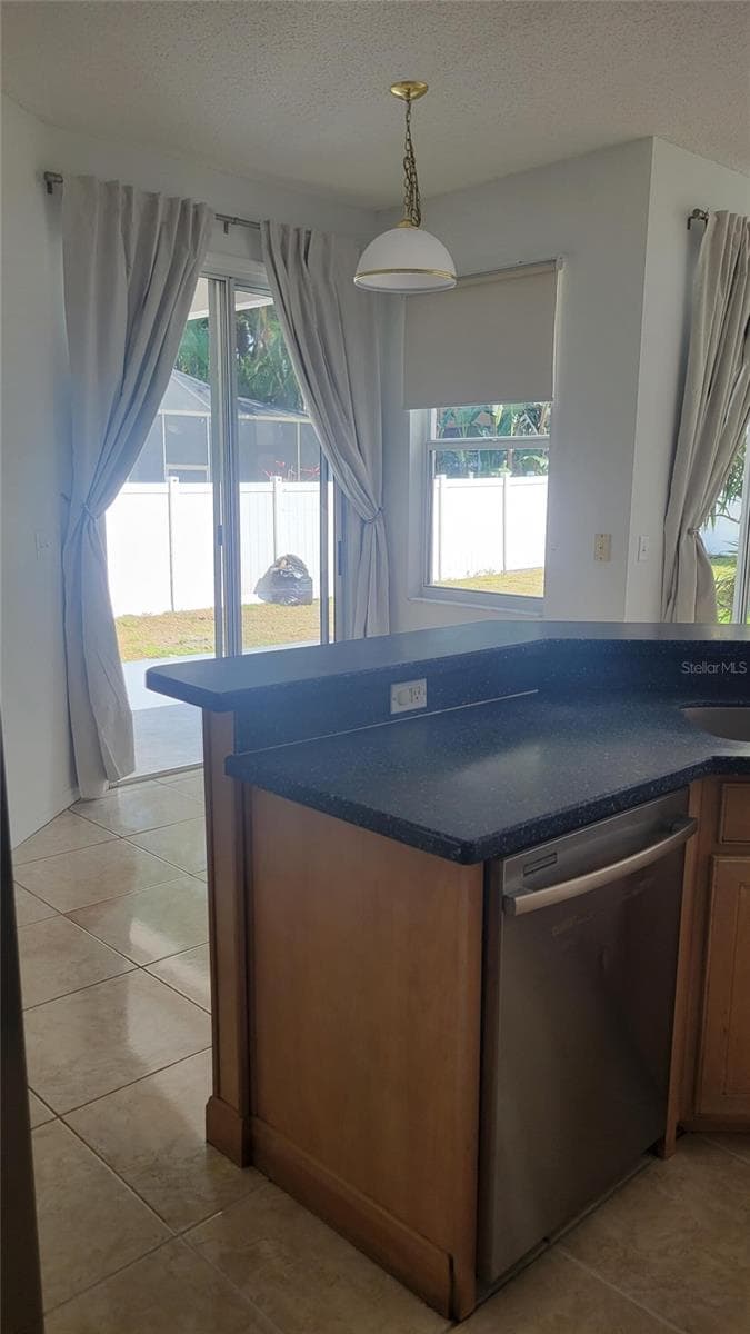 11213 Sailbrooke Dr photo 4